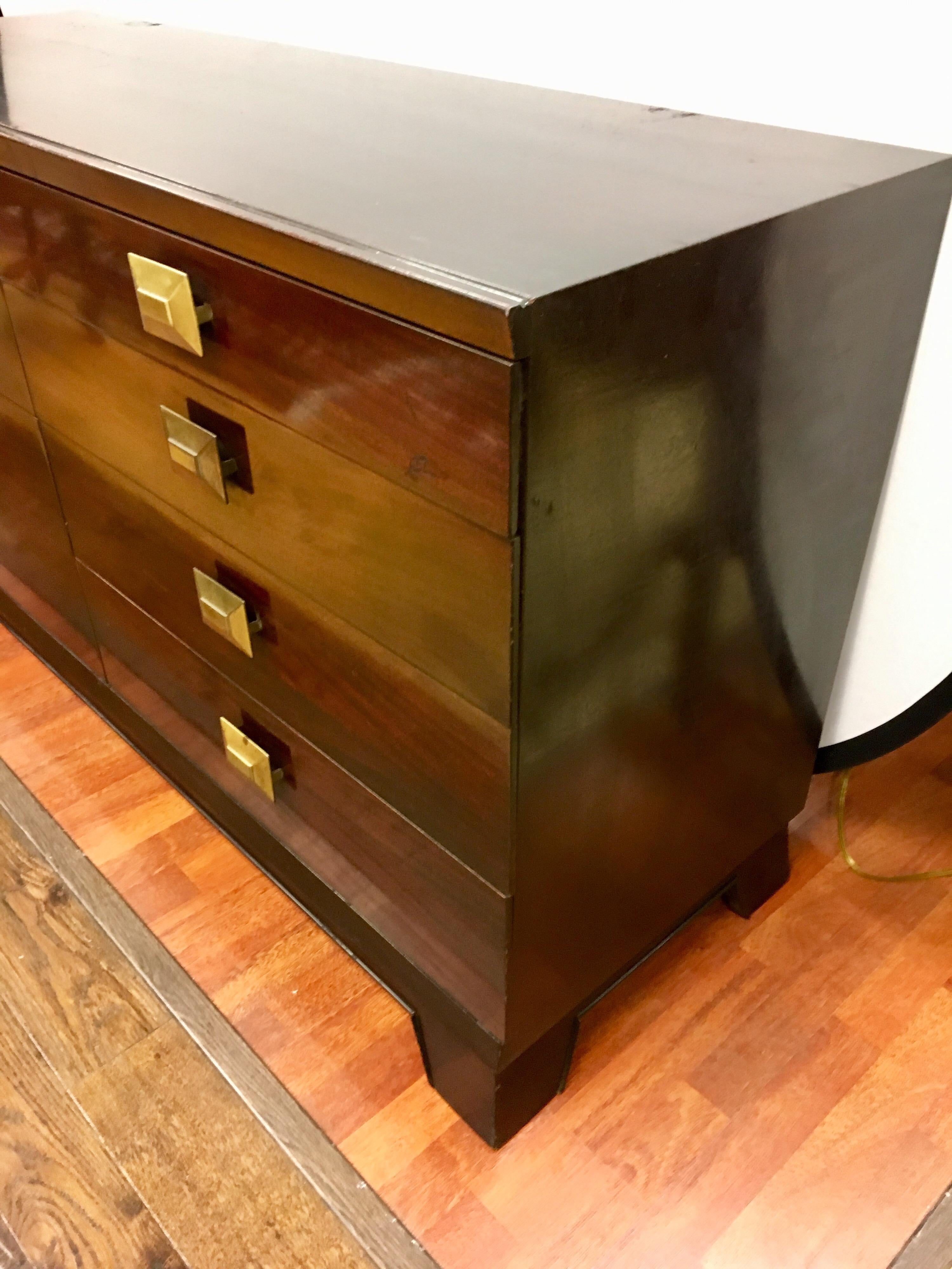 American Cavalier Mid-Century Modern Mahogany Eight-Drawer Dresser Chest