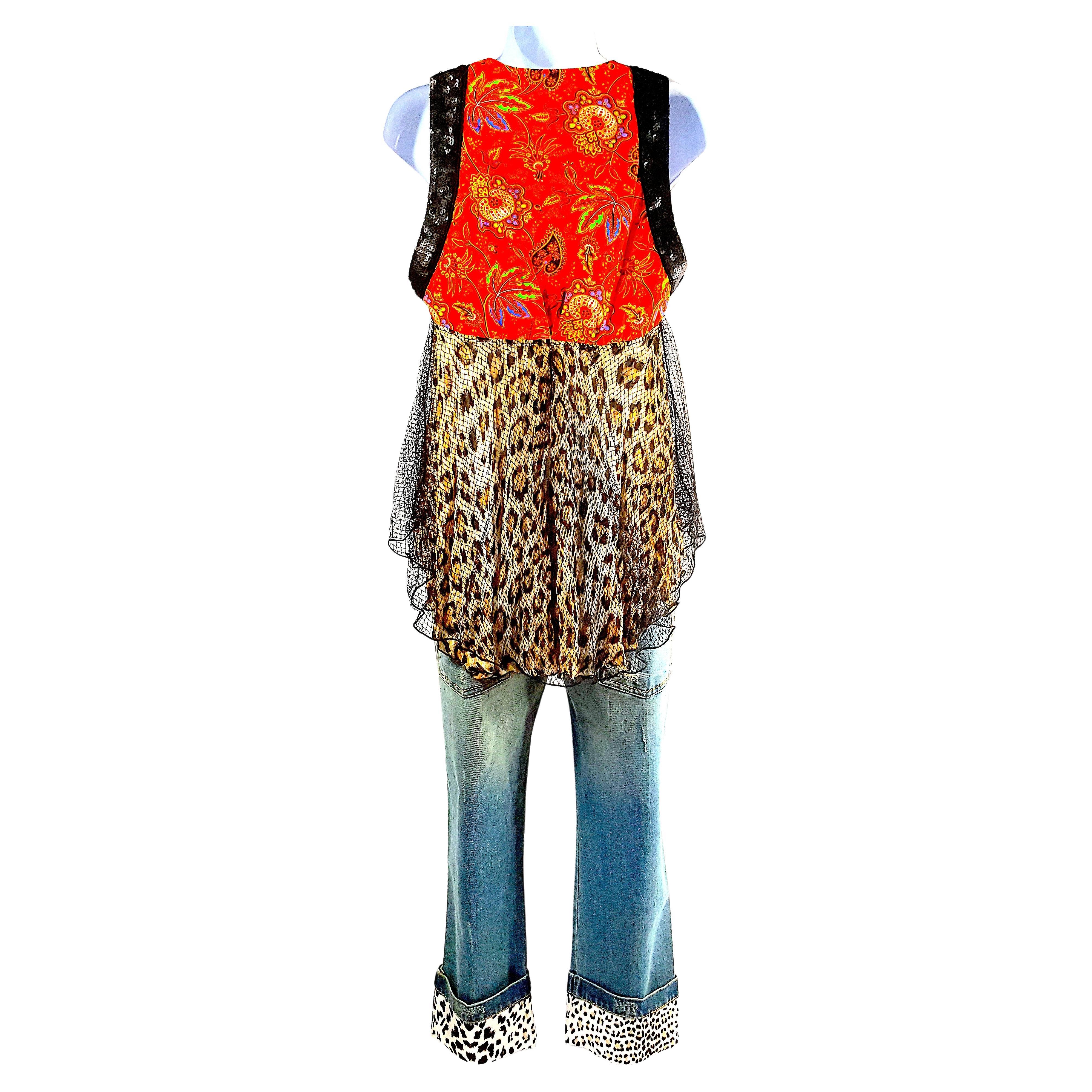 Women's Cavalli S/S 2003 Embellished SilkLeopard Set SequinsNetBlouse & CuffedCapriJeans For Sale