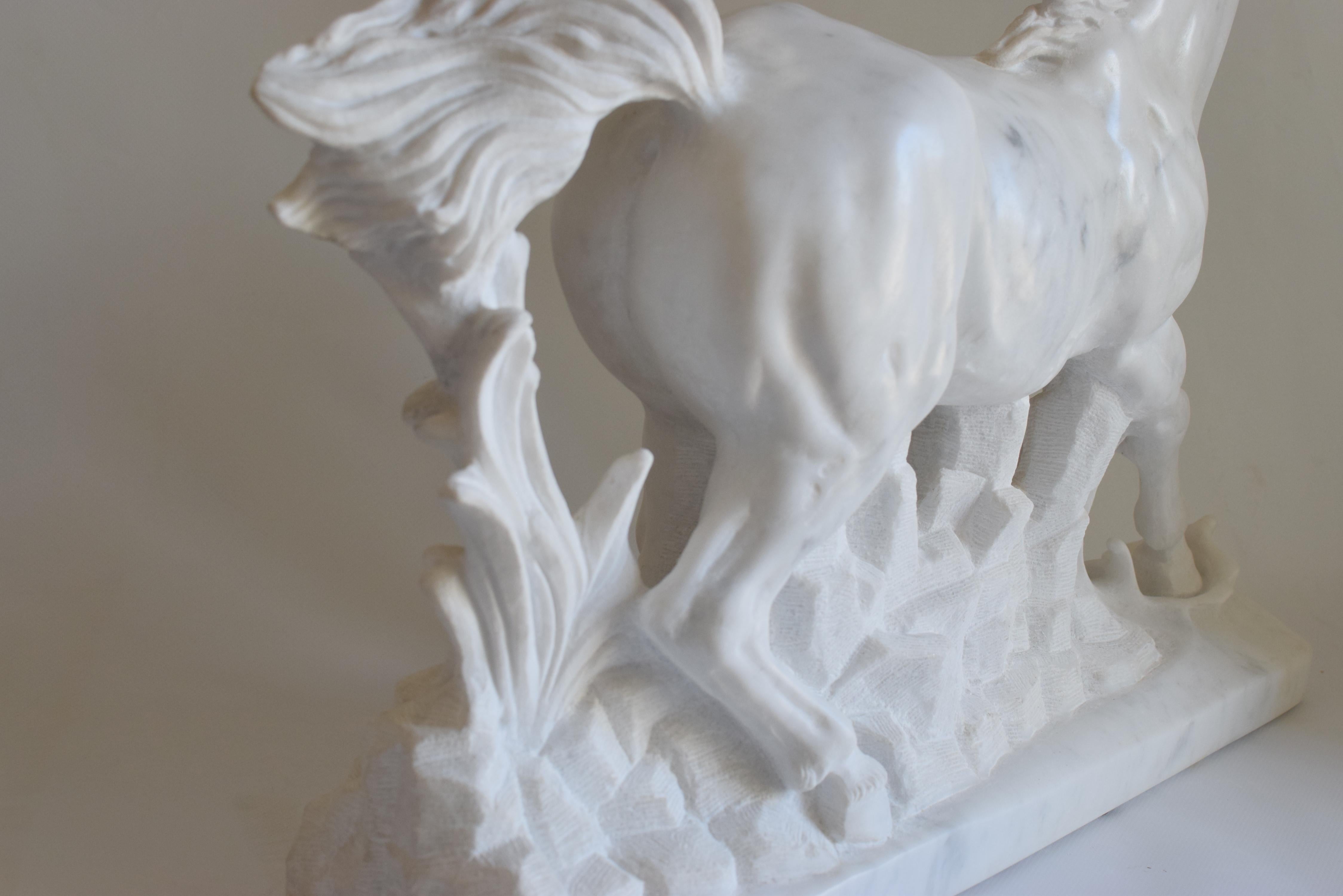 Running horse -sculpture on white Carrara marble For Sale 9