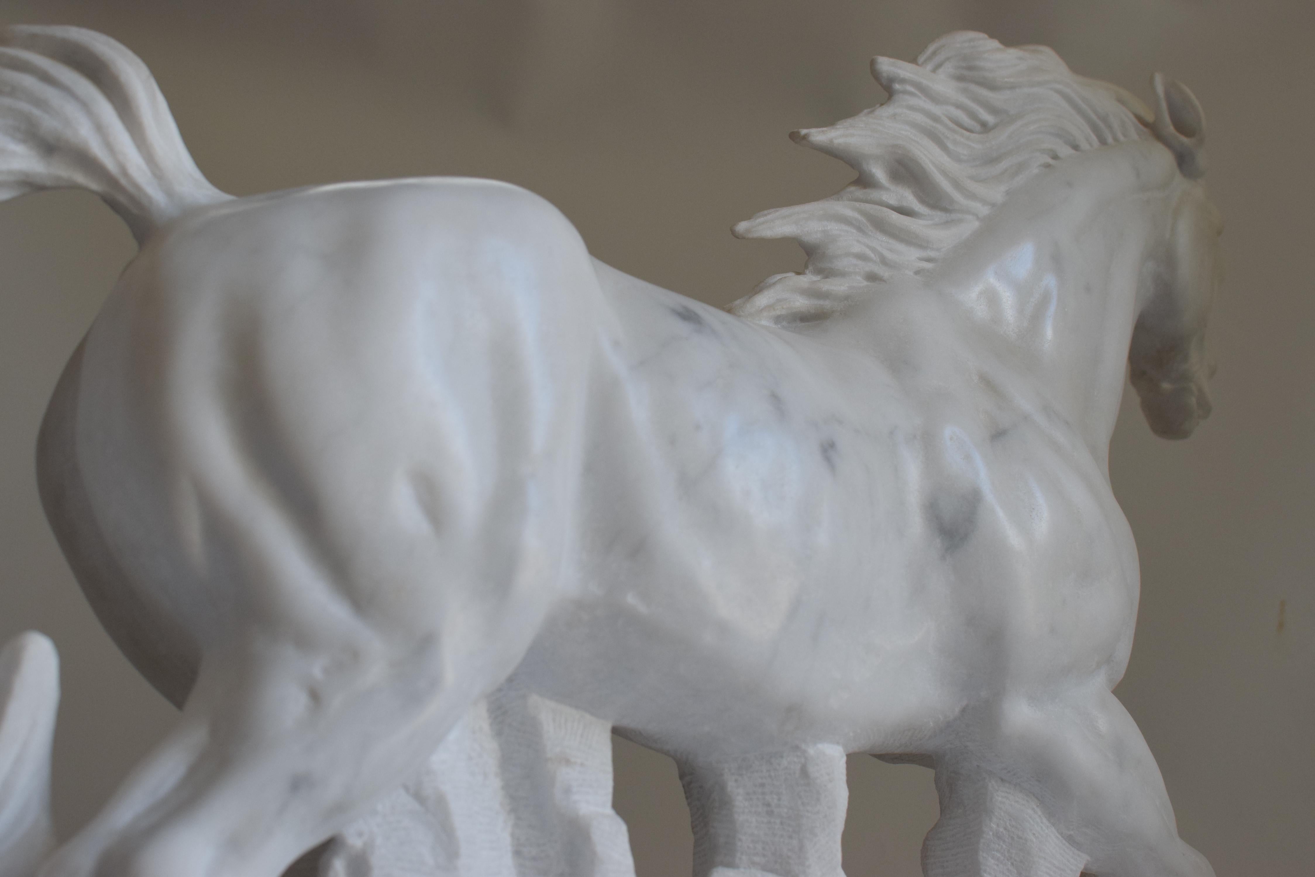 Running horse -sculpture on white Carrara marble For Sale 10
