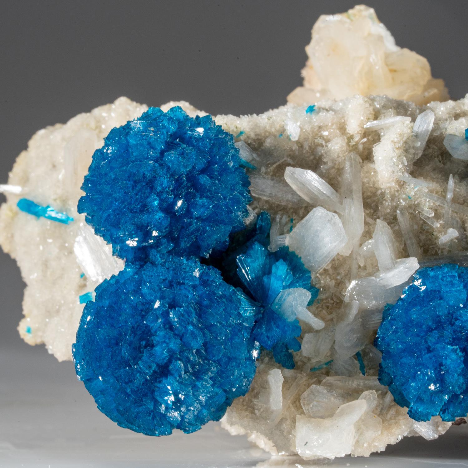 Cavansite su Stilbite dalla cava di Wagholi, Maharashtra, India In condizioni Nuovo a New York, NY
