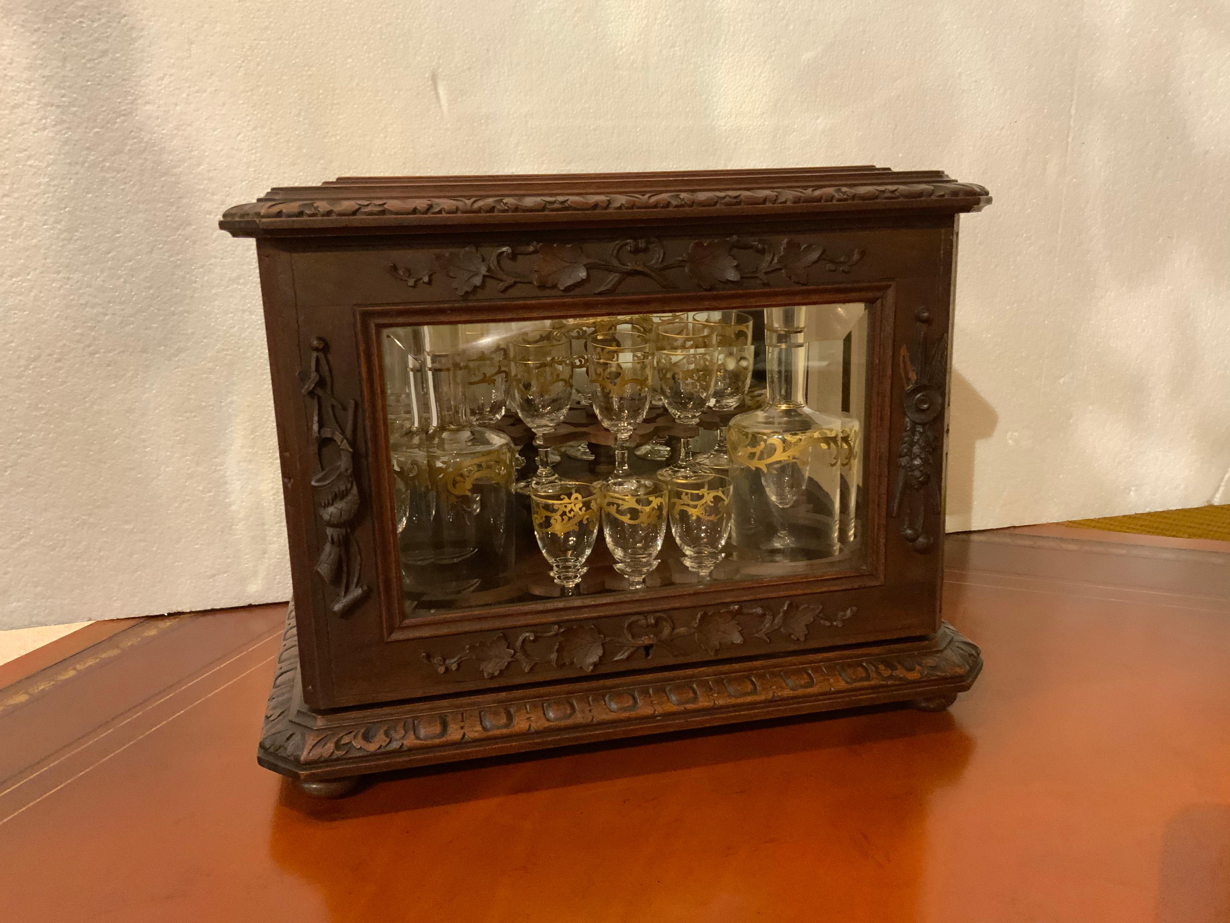Cave a Liqueur Decanter Set in Carved Box with St Louis Crystal Decanters/Stems In Excellent Condition For Sale In Houston, TX