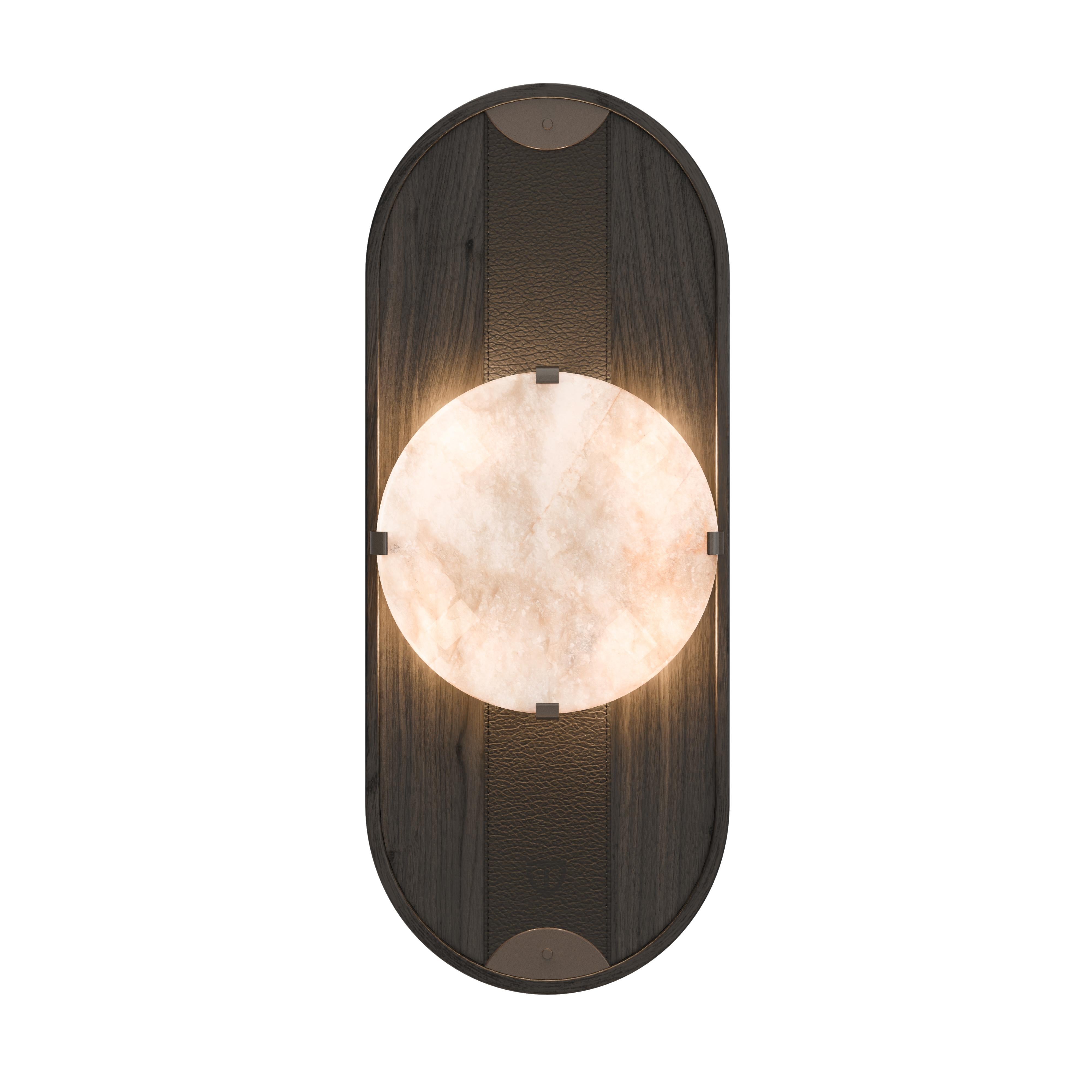 Spazzolato Lampada da parete Cavendish Made in Portugal By Wood Tailos Club in vendita