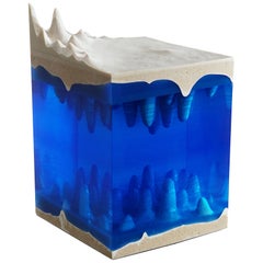 Sculpture contemporaine Caverna, par Eduard Locota, verre acrylique et marbre résine