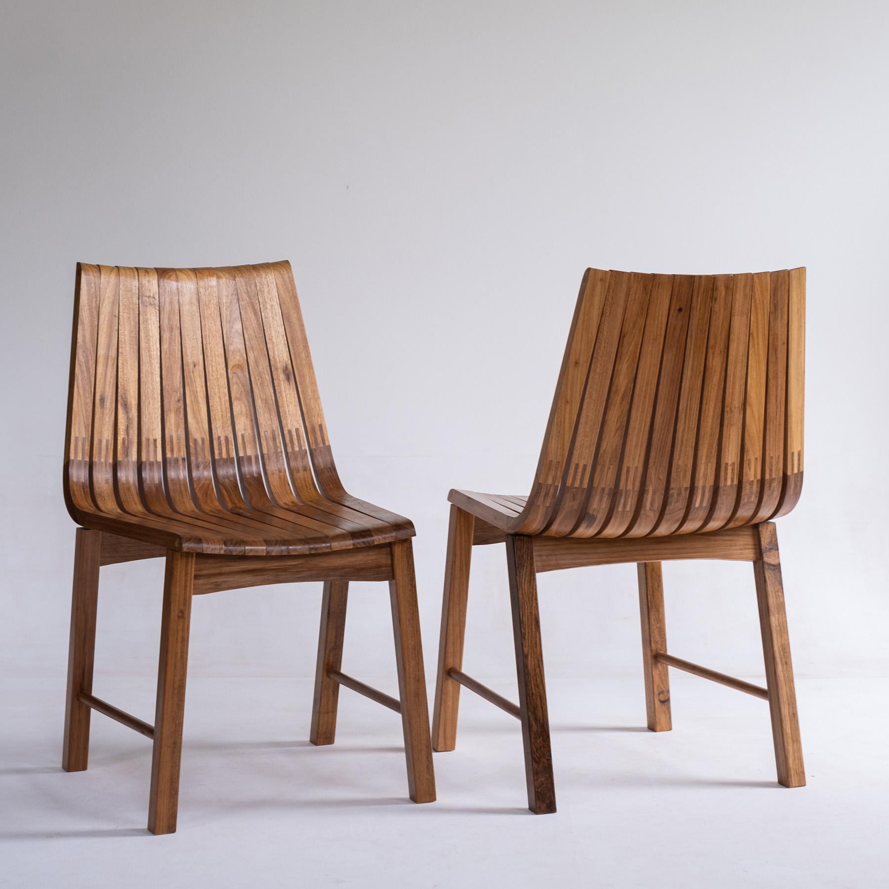 'Caverna' contemporary wooden dining chair by Brazilian Studio Knót Artesanal For Sale 5