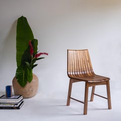 'Caverna' contemporary wooden dining chair by Brazilian Studio Knót Artesanal
