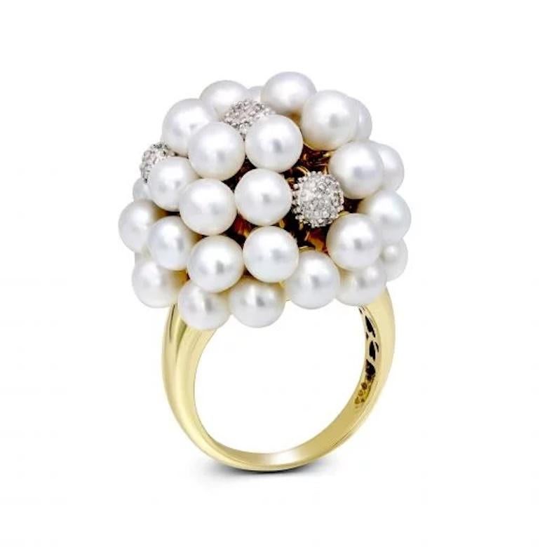 Taille ronde Bague pour elle en or jaune 18K avec perles de caviar et diamants en vente