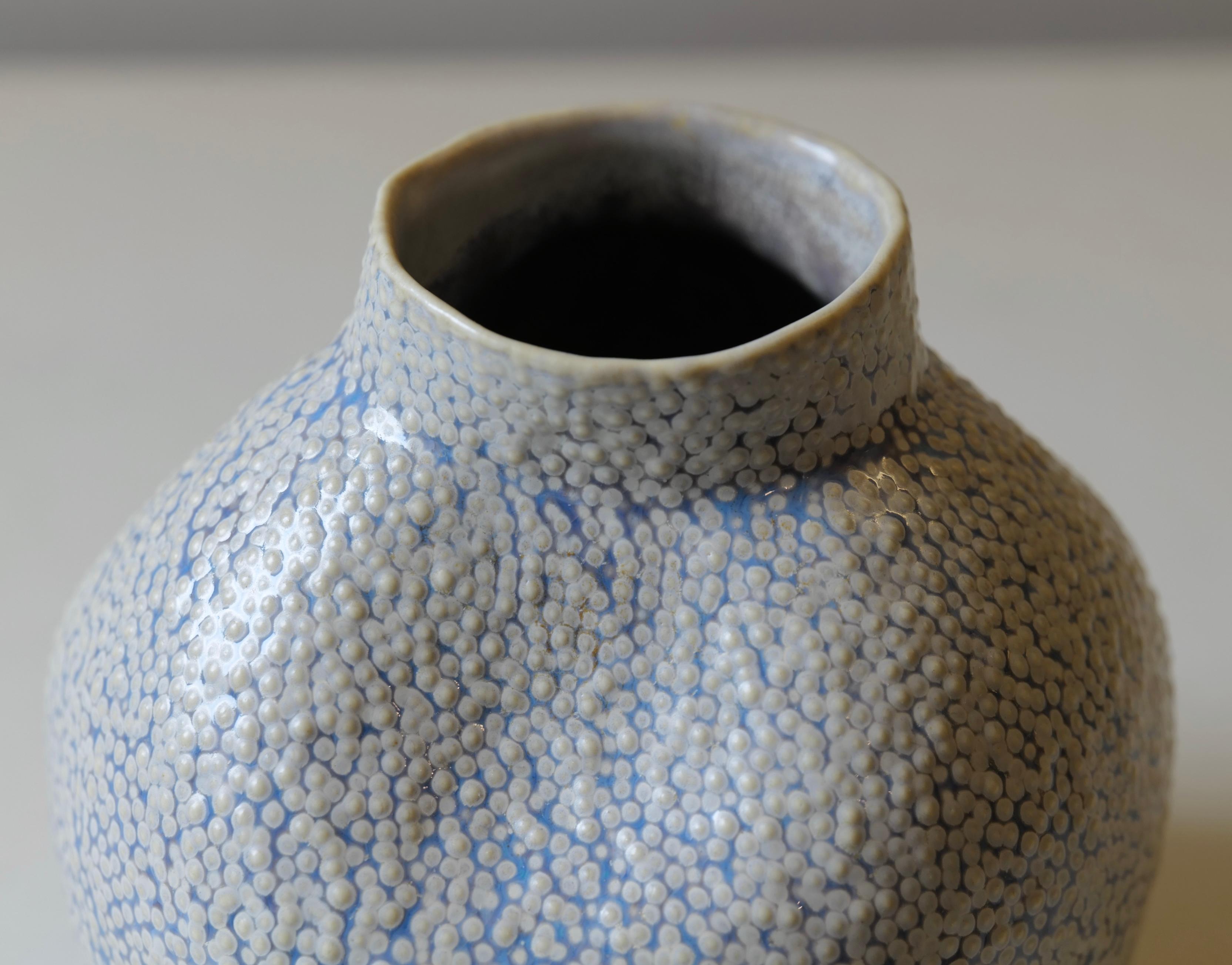 XXI secolo e contemporaneo Vaso medio in porcellana Caviar in vendita