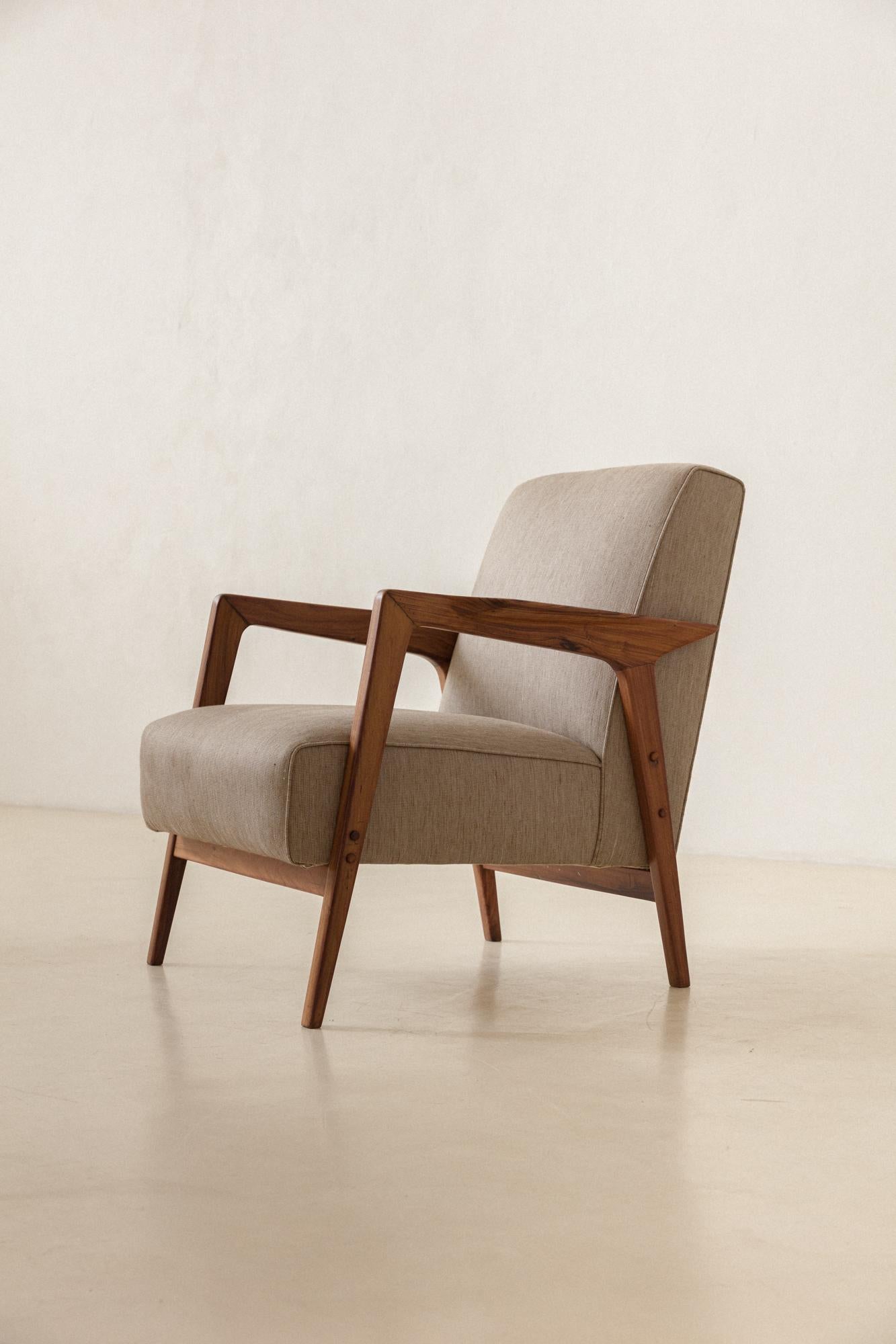 Pair of Armchairs from Hotel Nacional in Brasilia, c. 1960, Midcentury Brazilian For Sale 2