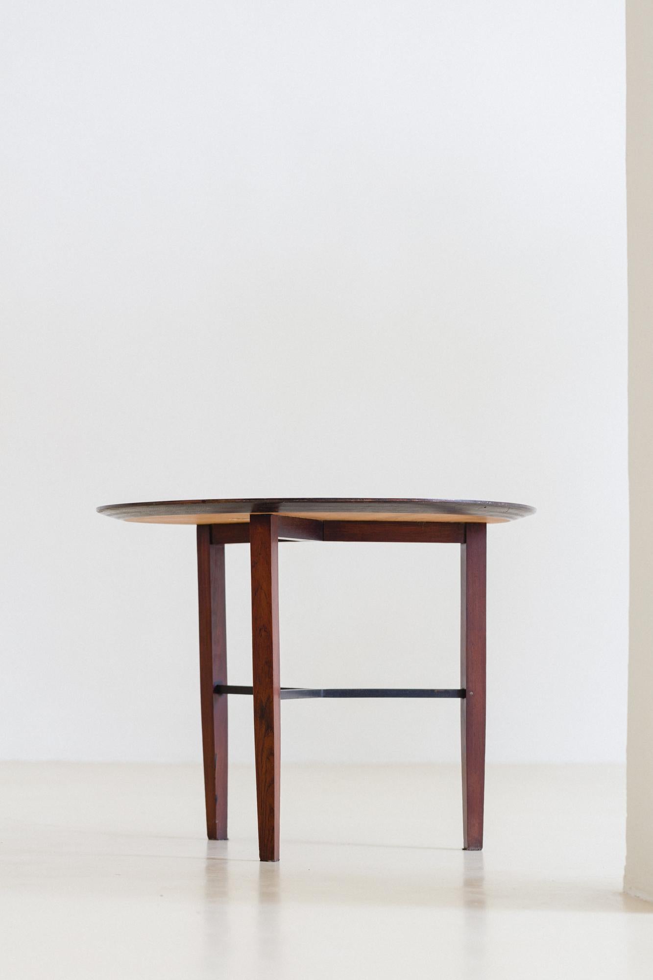 Caviuna Side Table by Carlo Hauner and Martin Eisler, Brazilian Modern Design In Good Condition For Sale In New York, NY