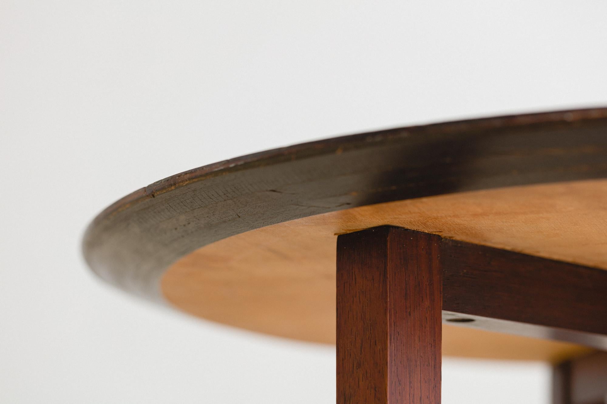 Table d'appoint Caviuna de Carlo Hauner et Martin Eisler, design moderne brésilien Bon état - En vente à New York, NY