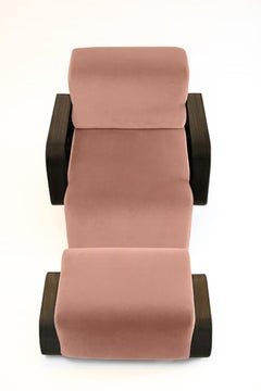 Cayenne Lounge Chair, Cameo Velvet/High Gloss Varnish Walnut