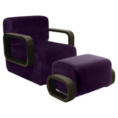Loungesessel " Cayenne" aus violettem Samt und hochglänzendem Nussbaumholz mit Lackierung
