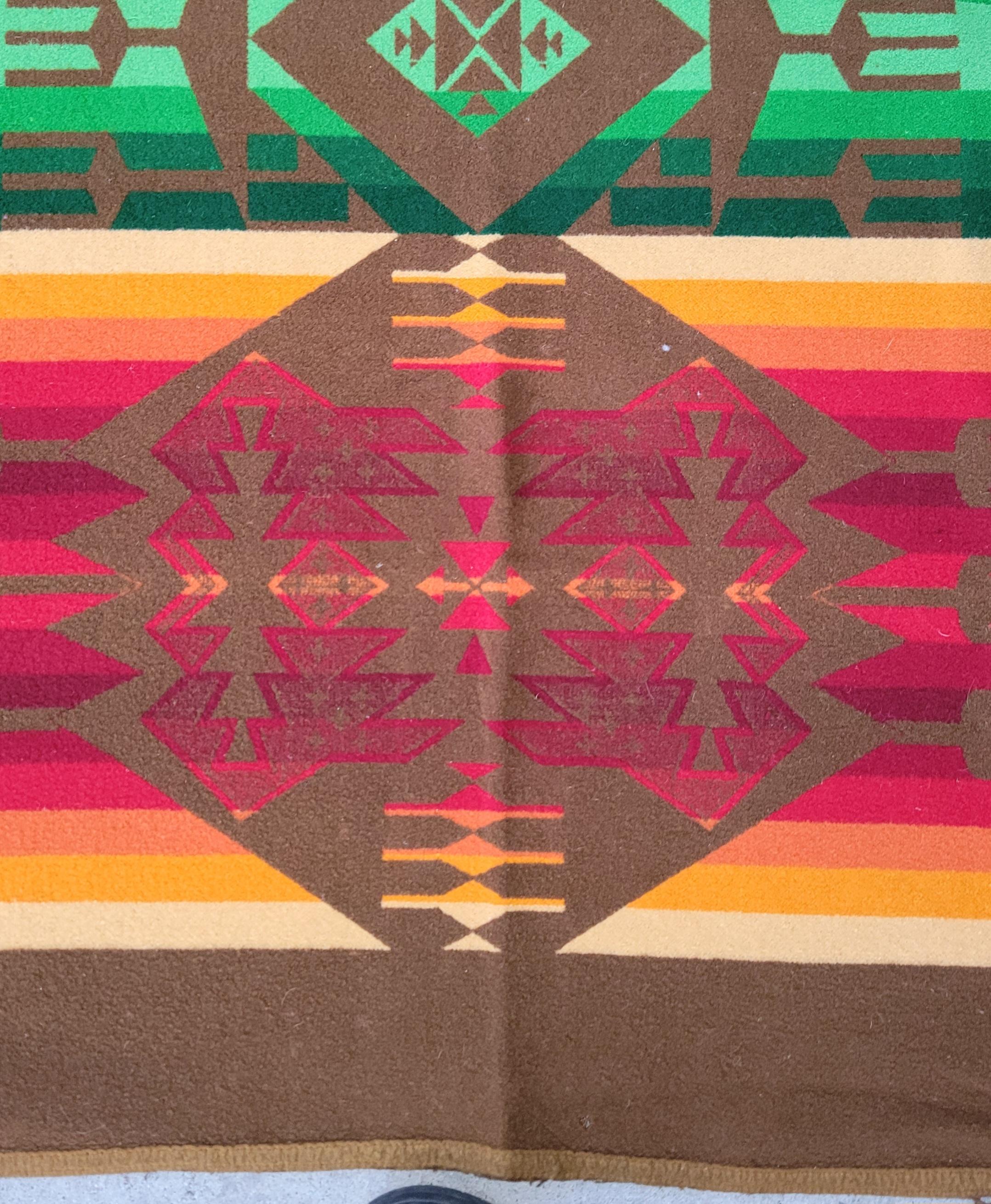 Fatto a macchina Design/One di Cayuse Pendleton  Coperta in vendita