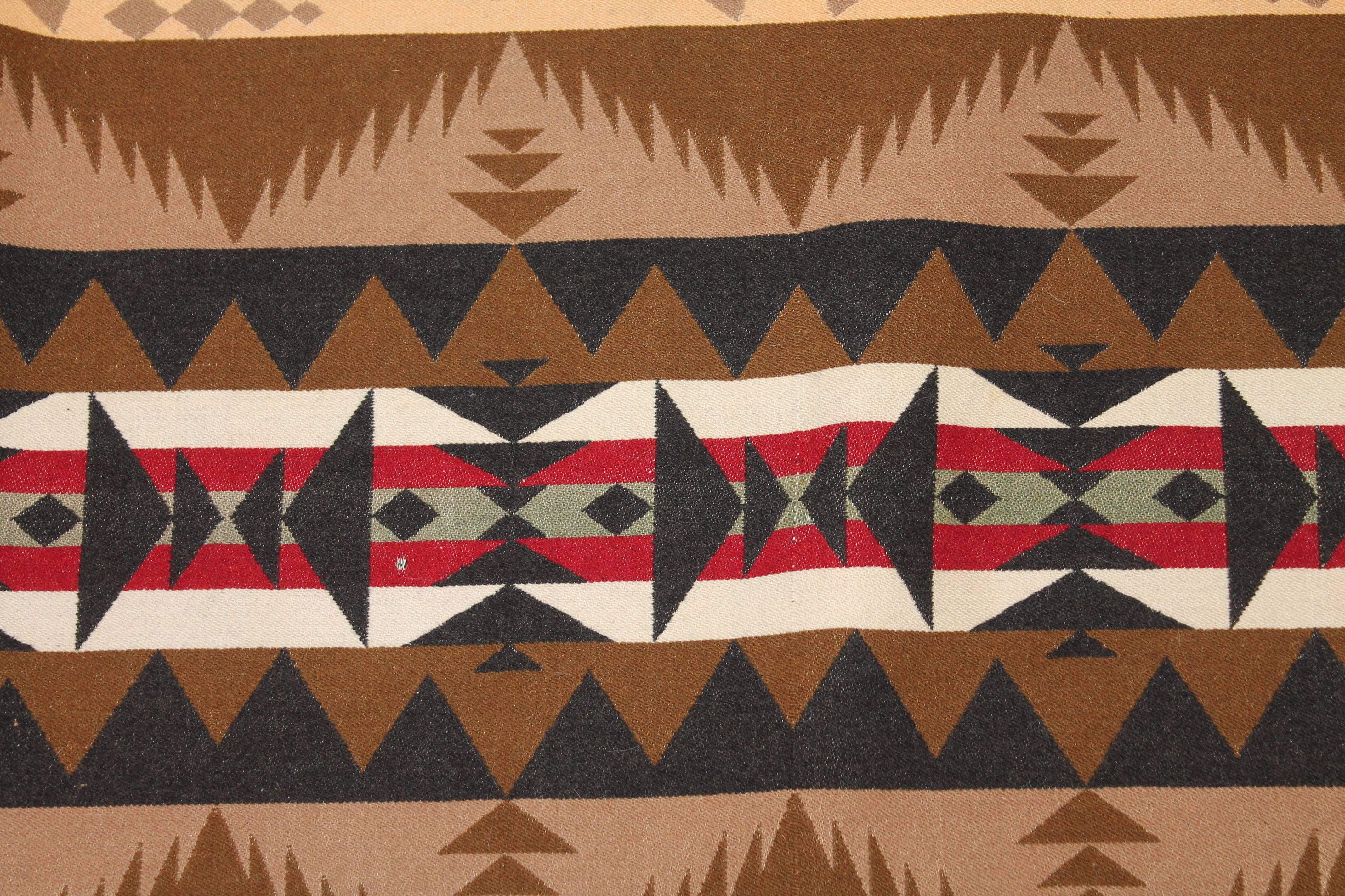 Cayuse Tee Pee Pendleton Indian Blanket In Excellent Condition In Los Angeles, CA