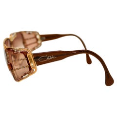 Cazal 951 Übergroße goldfarbene Sonnenbrille mit Strasssteinbesatz