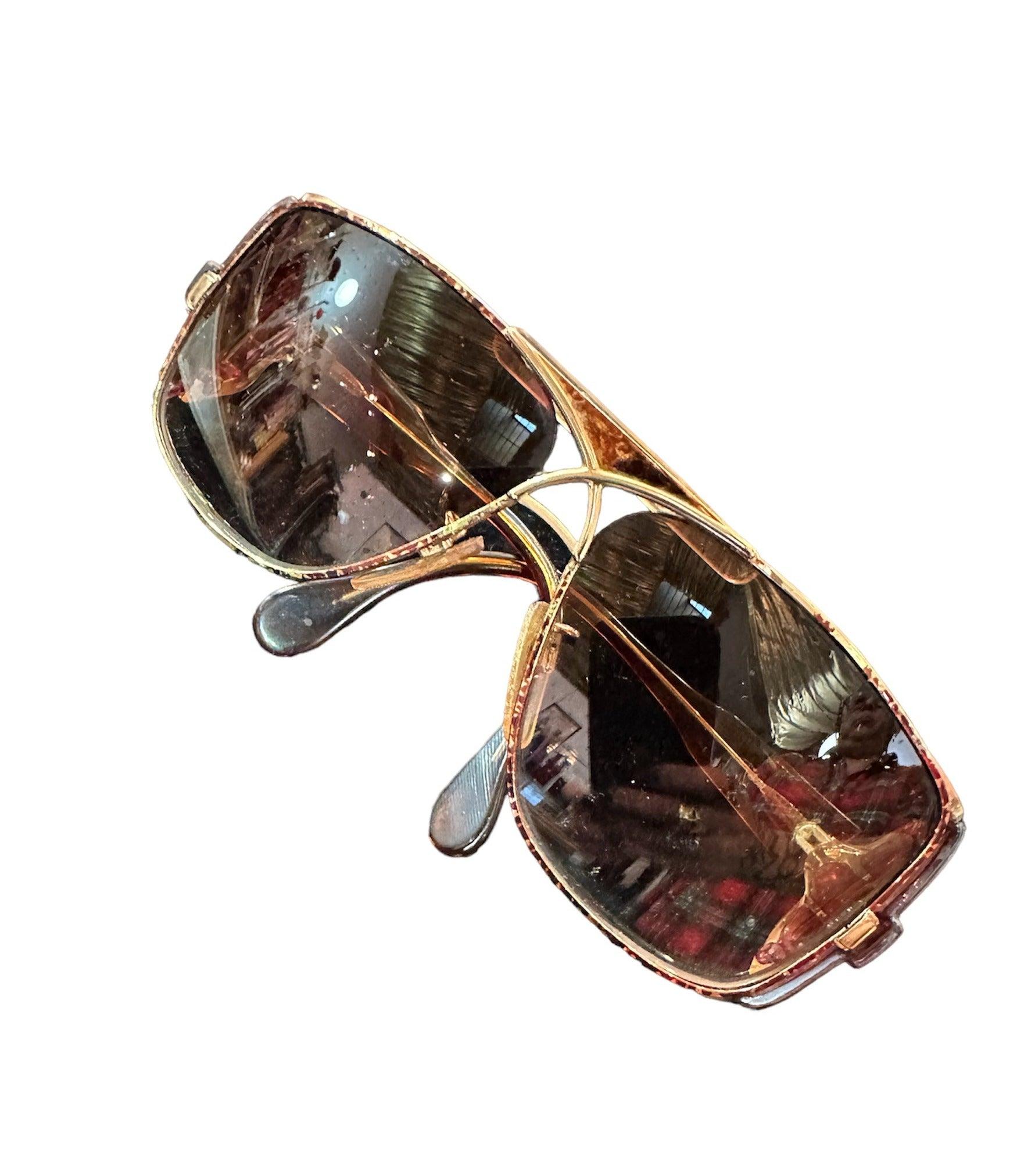 The Cazal Legends 955 011 sunglasses bring a touch of '80s cool to your collection. Made from quality materials, these uber-cool frames are highly collectible and make a stylish statement. Excellent condition.

Additional information:
Dimensions: