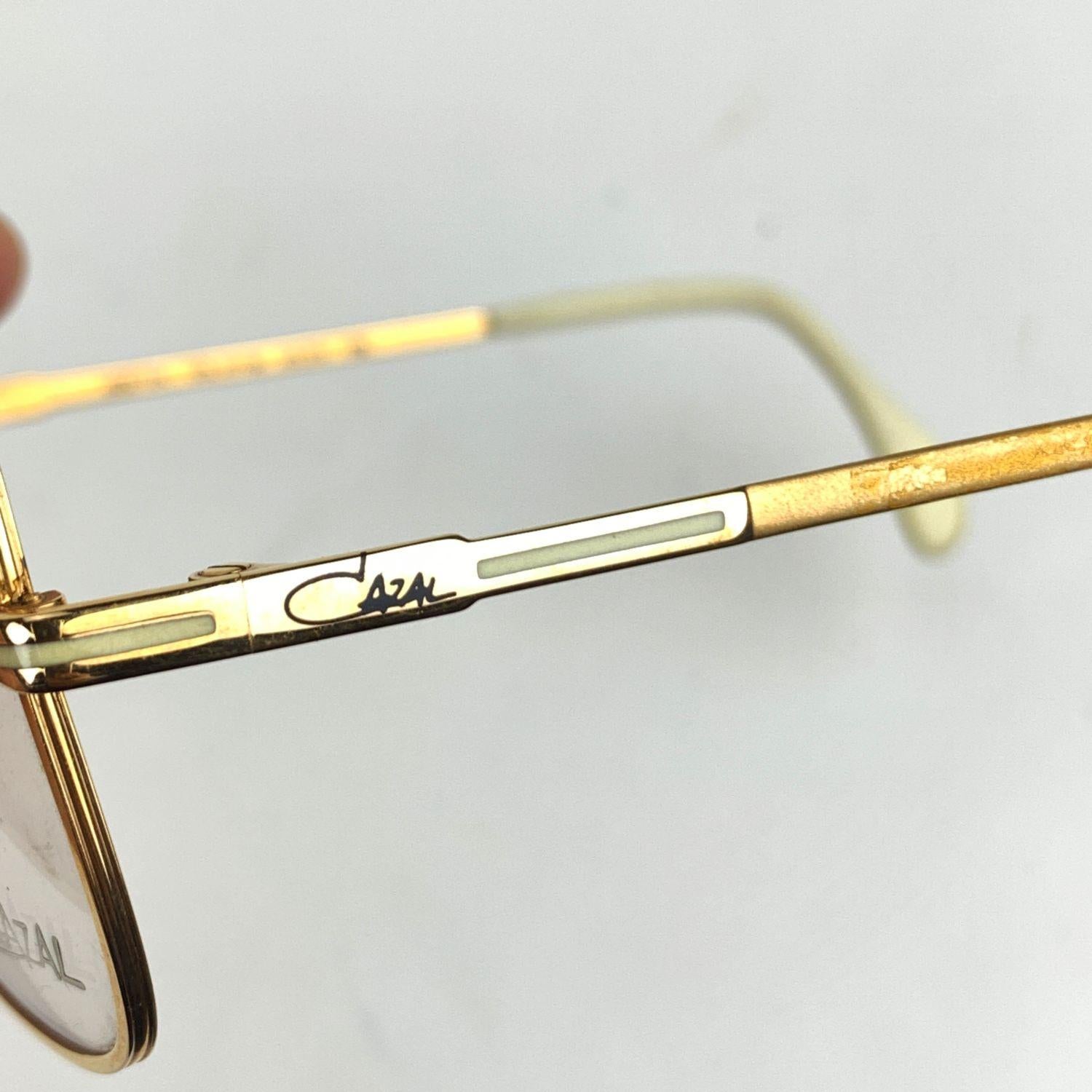 Cazal Vintage Eyeglasses 224 Ivory 57/14 130 mm West Germany In New Condition In Rome, Rome