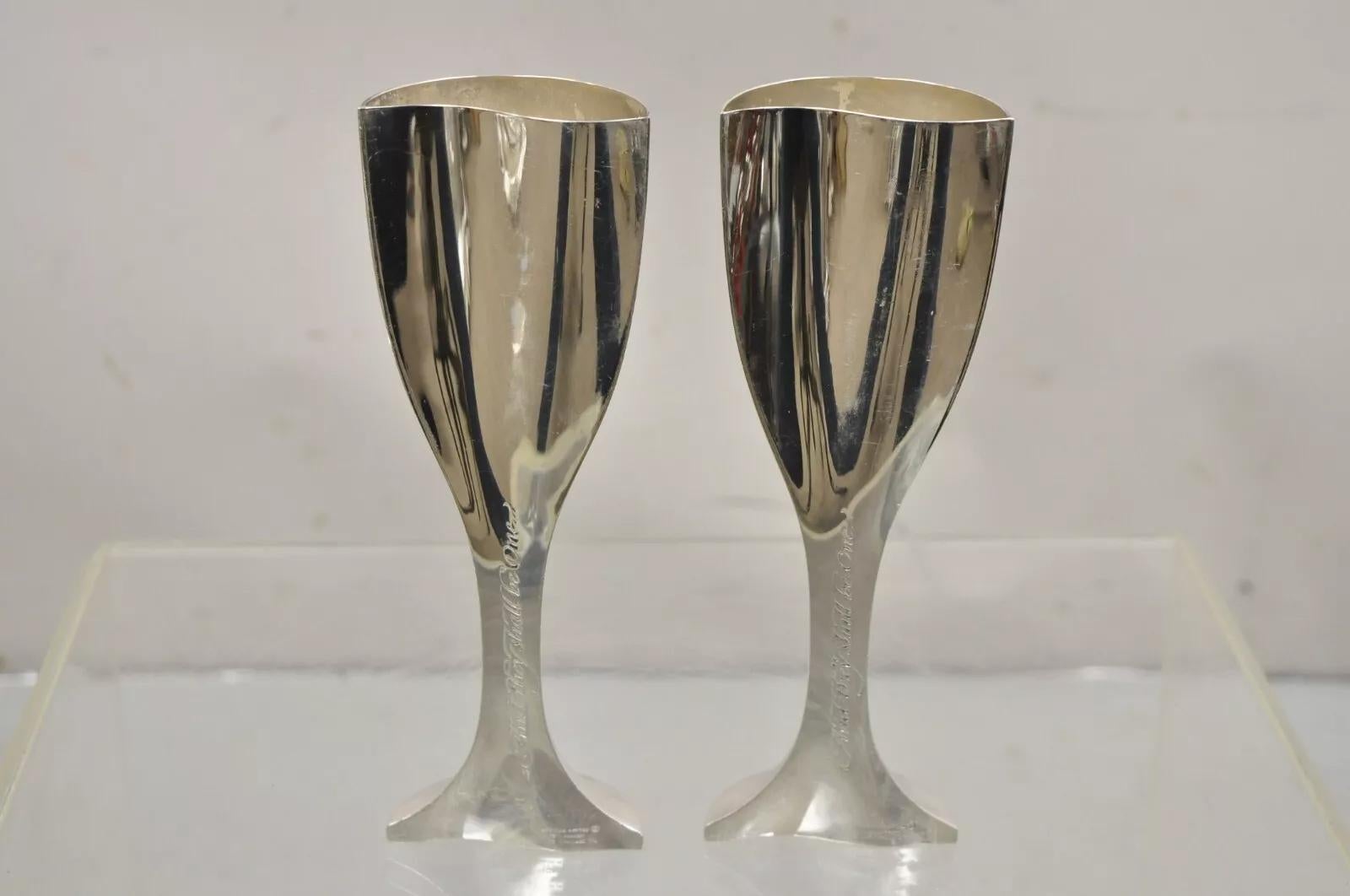 Versilberter Hochzeitskelch von Cazenovia im Ausland, geteilte Champagnerflöten beim Tanzen im Angebot 1