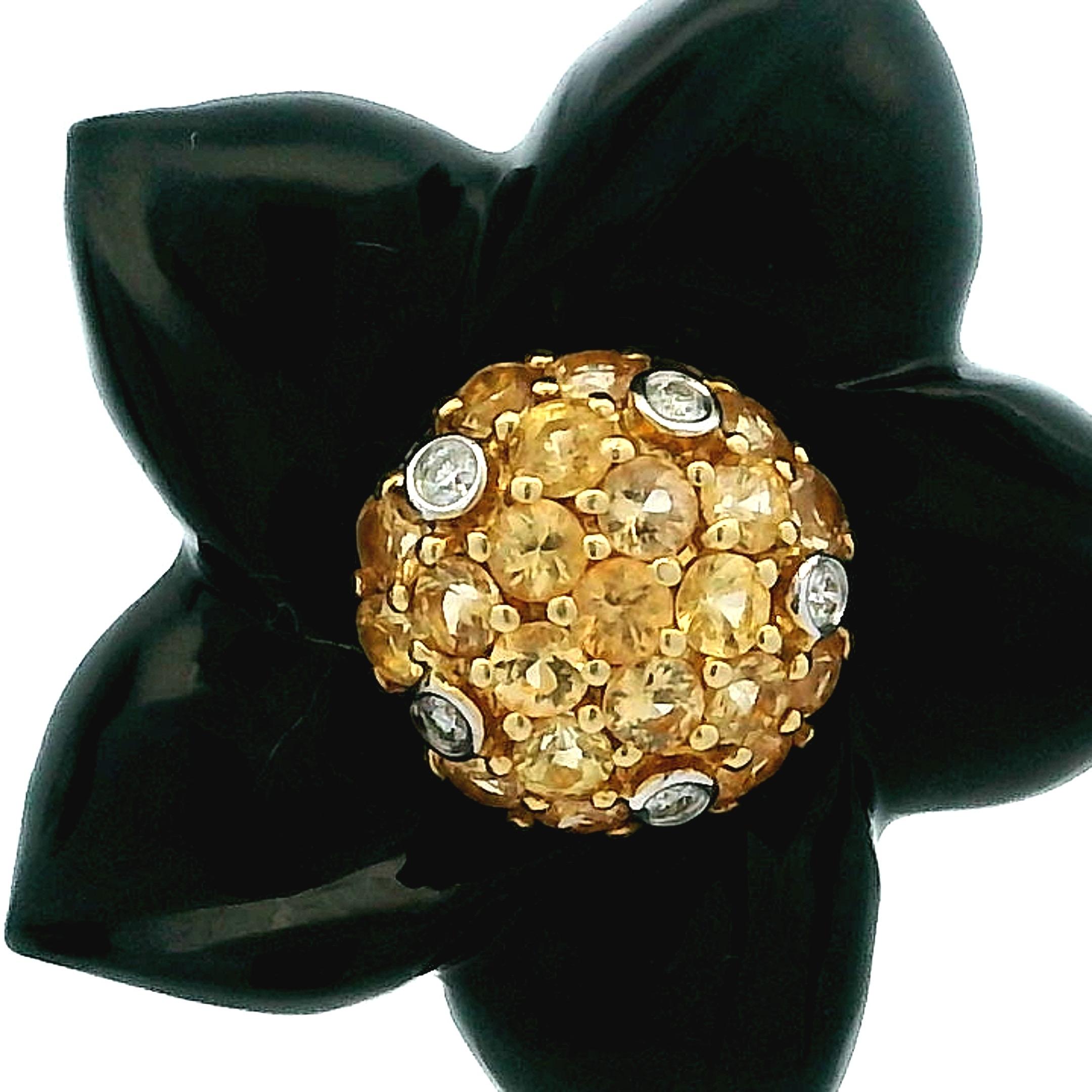 Boucles d'oreilles italiennes Cazzaniga en onyx sculpté, saphir jaune et diamant, à motif floral en vente 6