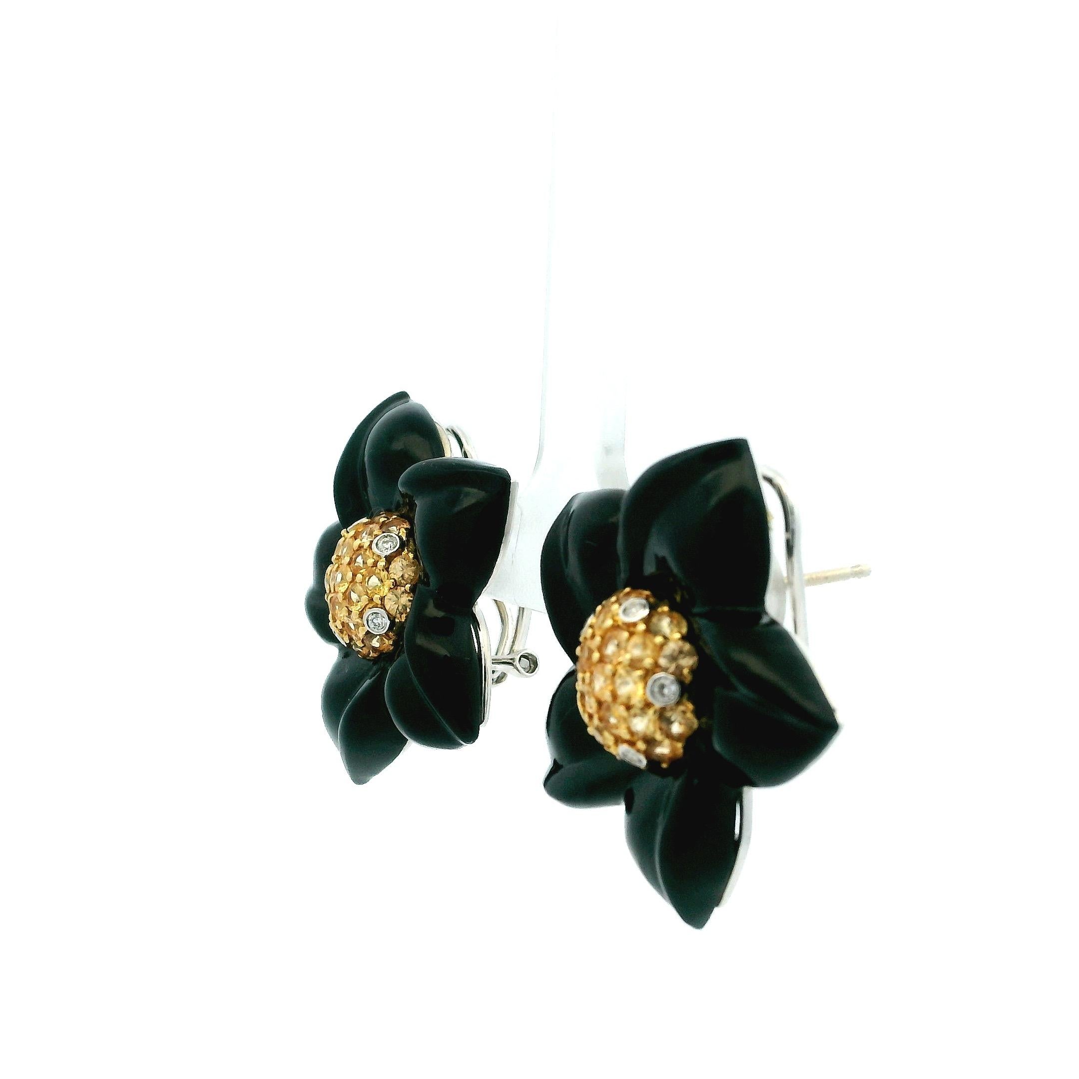 Boucles d'oreilles italiennes Cazzaniga en onyx sculpté, saphir jaune et diamant, à motif floral en vente 2