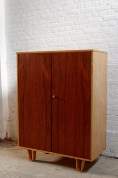 CB06, Schrank von Cees Braakman für Pastoe, 1952