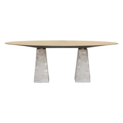 Table sculpturale CBS2 en édition limitée et base en béton de Jan Garncarek