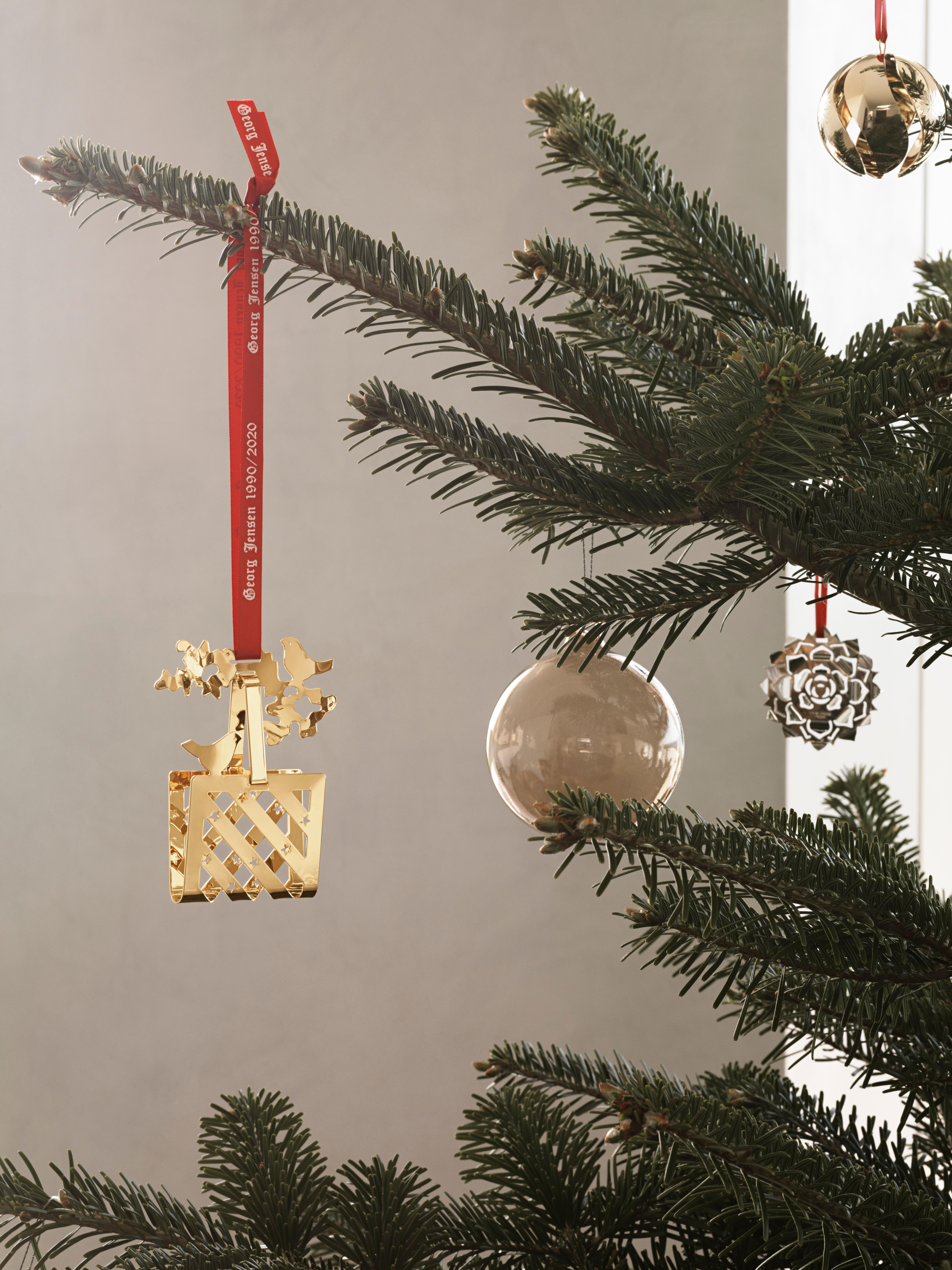 Contemporary CC 2020 Holiday Ornament Ice Rosette Palladium