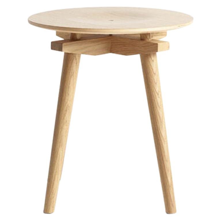 CC Stool in Natural Oak, solid wood frame and curved seat, height 44 cm, D40 cm For Sale