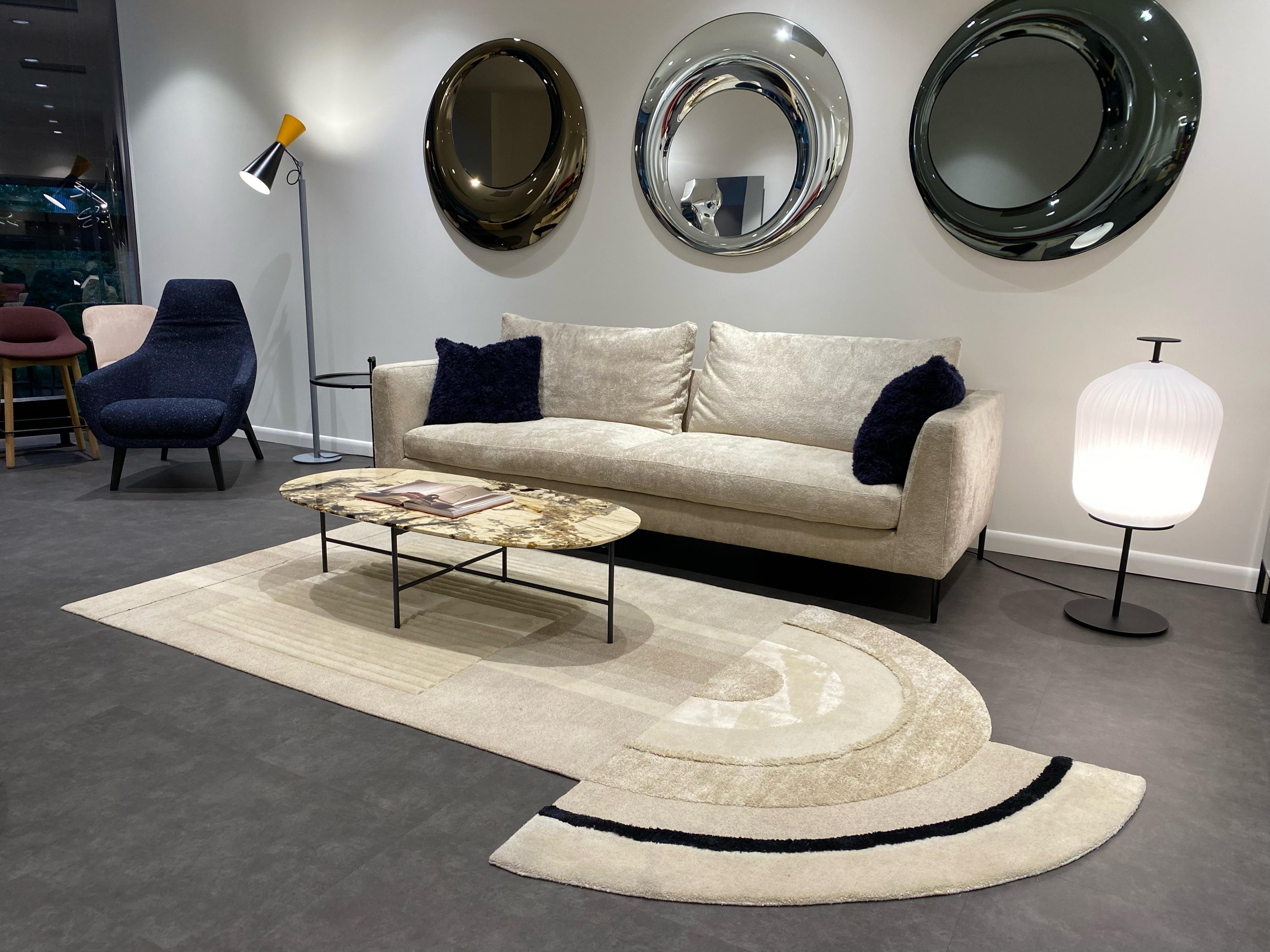Bliss Big Ultimate Undyed.
Inspired by a sample that Mae Engelgeer created when she was experimenting with rounded shapes and curves, Bliss is a collection which brings a sculptural and three-dimensional effect to the surface of a rug. By mixing