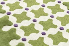 cc-tapis CRISS CROSS RUNNER Handgefertigter Teppich in Grün von India Mahdavi