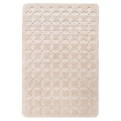 cc-tapis CRISS CROSS Kleiner handgefertigter Teppich in Butter von India Mahdavi