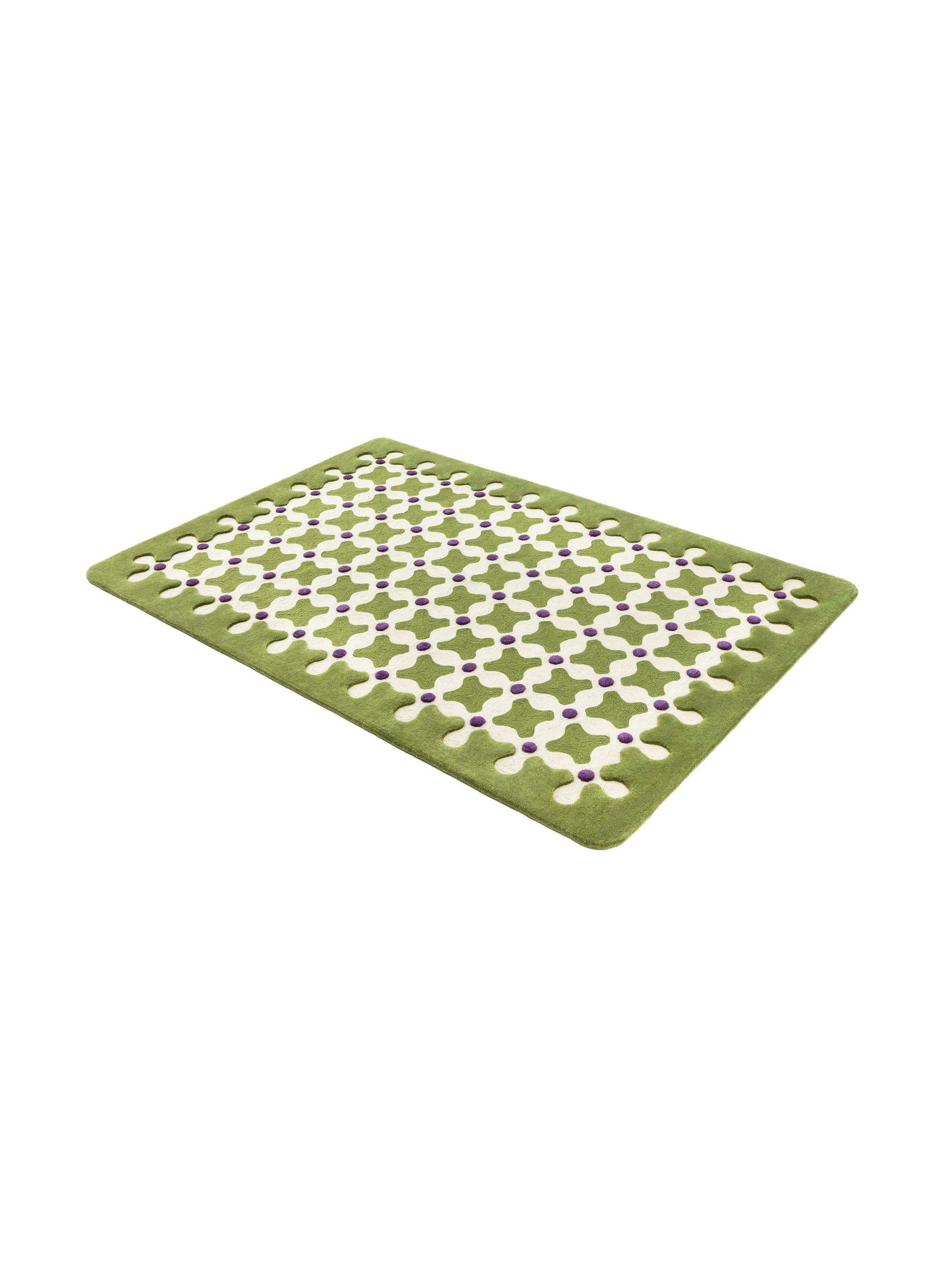 cc-tapis CRISS CROSS Kleiner handgefertigter Teppich in Grün von India Mahdavi (Handgewebt) im Angebot