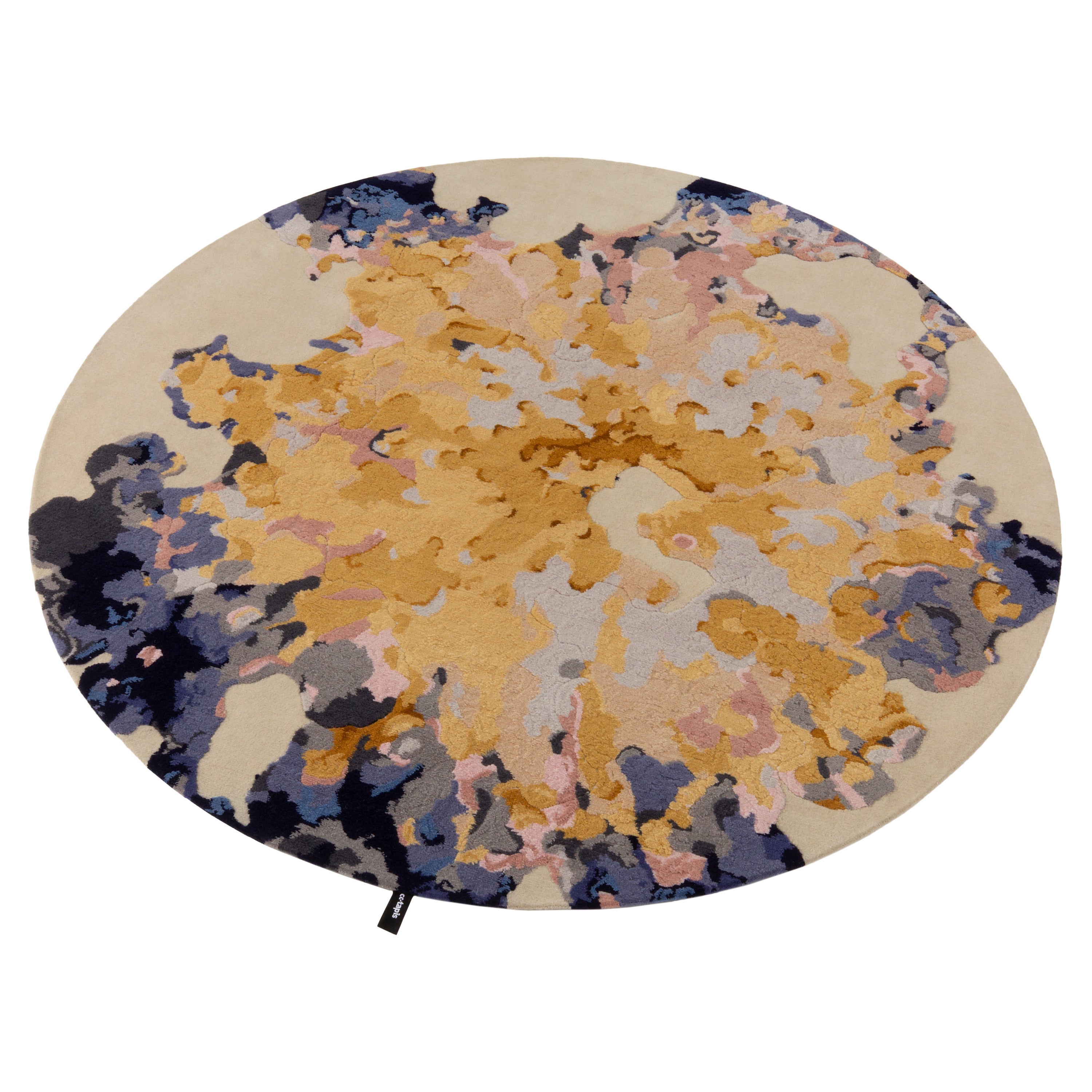 Handgeknüpft im cc-tapis-Atelier in Kathmandu, Nepal. Der Teppich wird aus Himalaya-Wolle hergestellt, die aus der Umgebung des Ateliers stammt. Erstellt mit einer speziellen Technik, die ausschließlich von cc-tapis verwendet wird. 
125,00