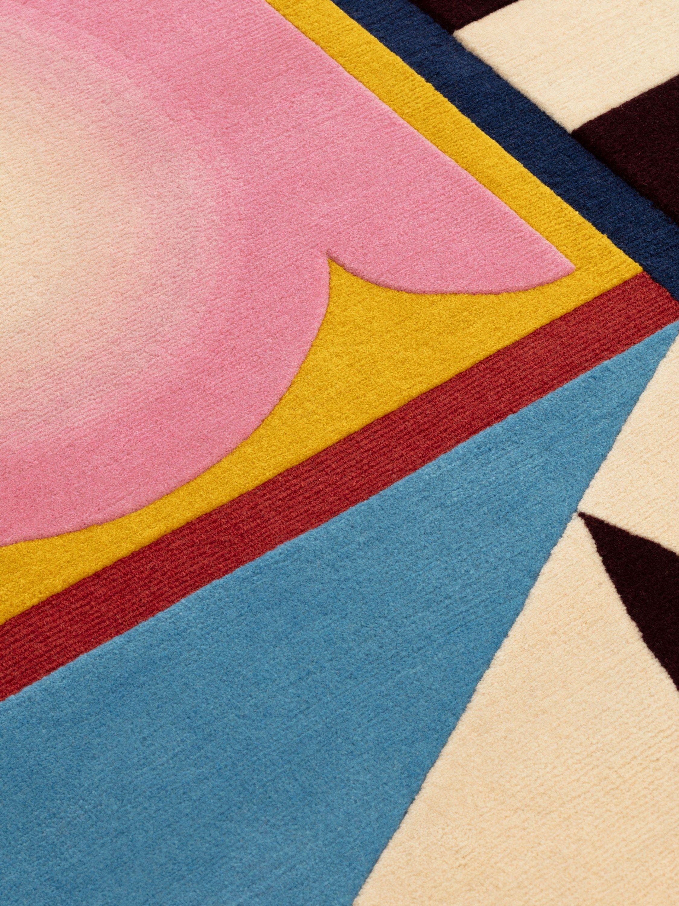 cc-tapis HABEN SIE EINEN? (RECHTECKIG) Handgefertigter Teppich von India Mahdavi im Zustand „Neu“ im Angebot in Brooklyn, NY