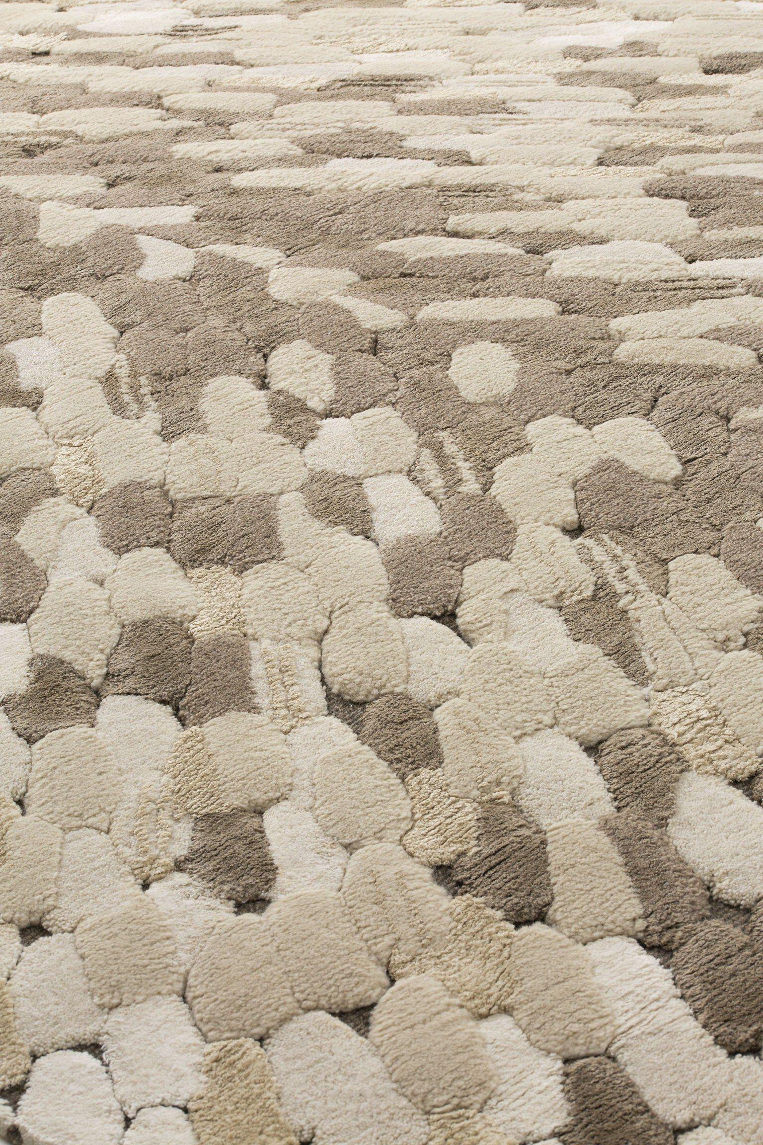 cc-tapis ENVOLÉE UNDYED Handgefertigter Teppich  von Cristina Celestino im Zustand „Neu“ im Angebot in Brooklyn, NY