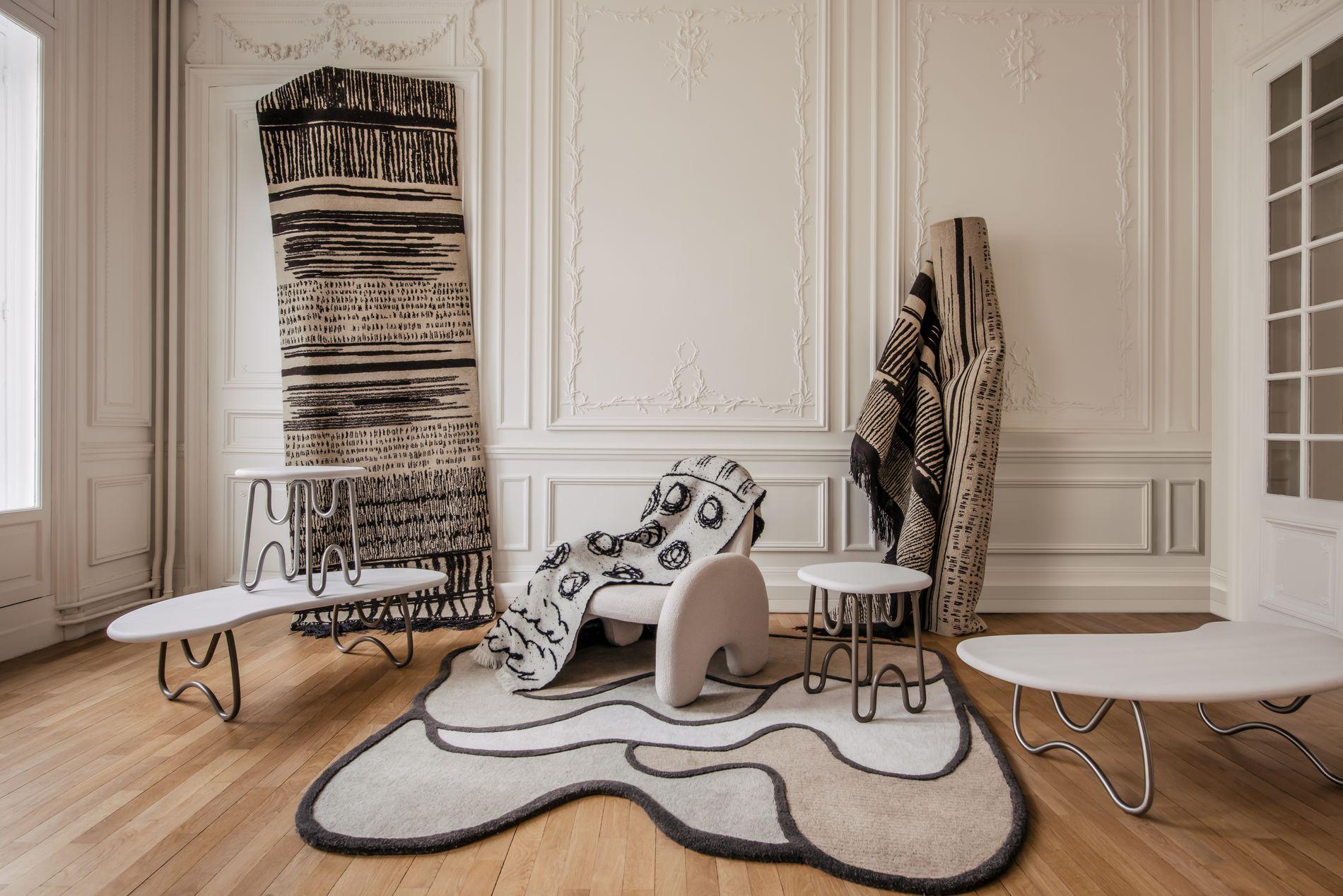 Tapis Couloir Tenture de la collection cc-tapis Esquisses de Faye Toogood  en vente 1