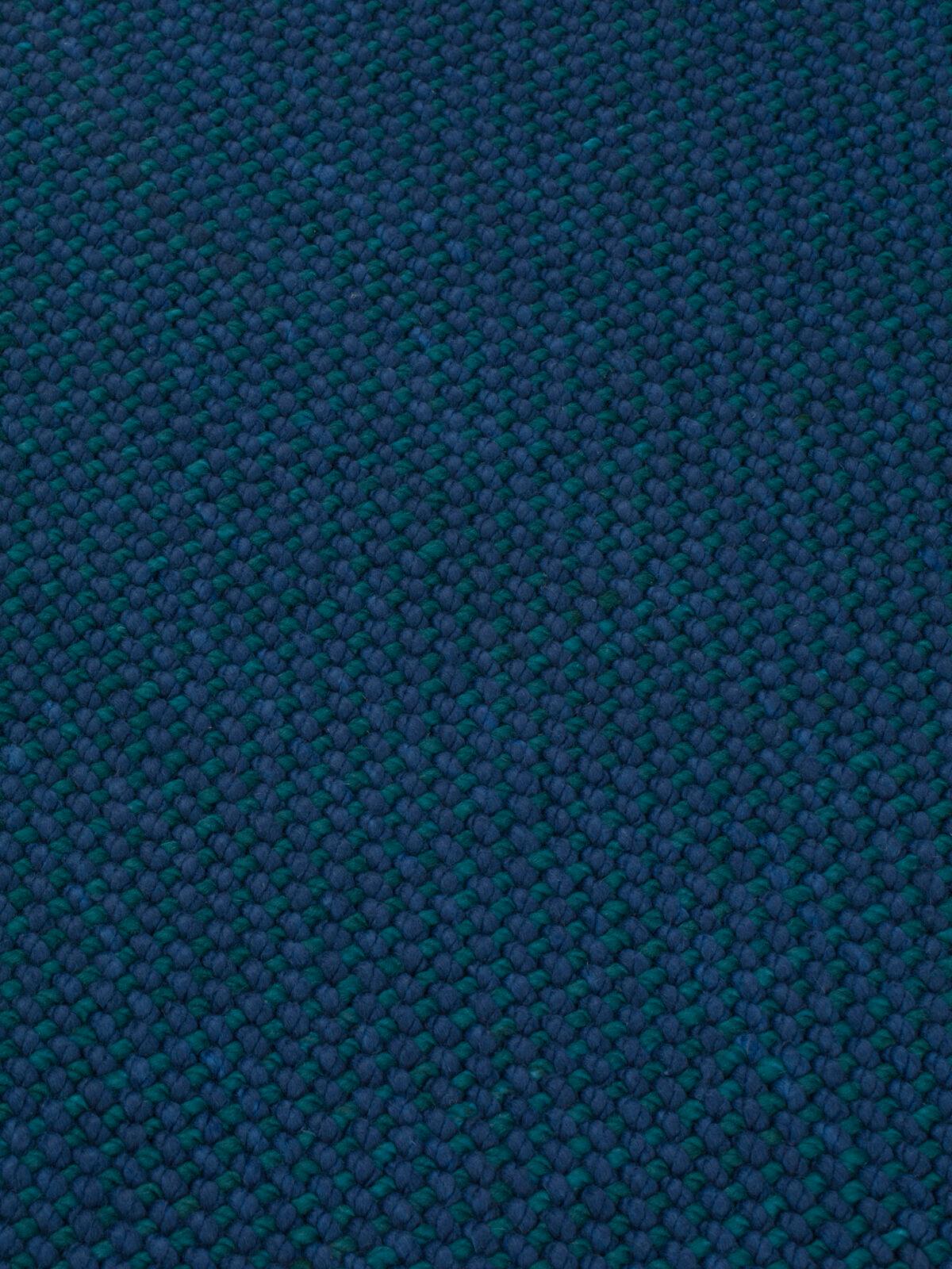 Indian cc-tapis EVERYDAY COLLECTION - NIGHT handmade rug For Sale