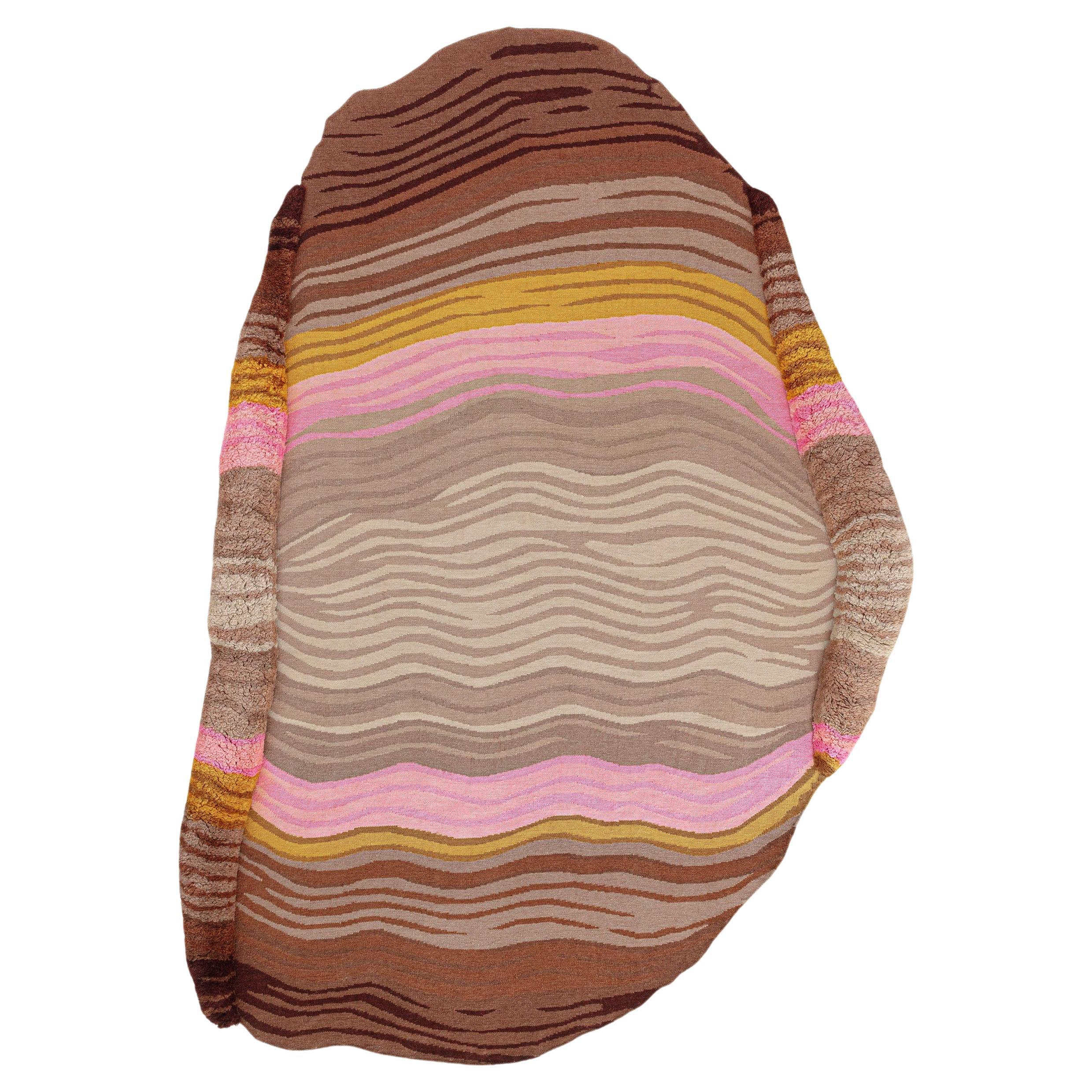 cc-tapis FOLDS Kleiner handgefertigter Teppich in Rosa-Gelb von Cristián Mohaded