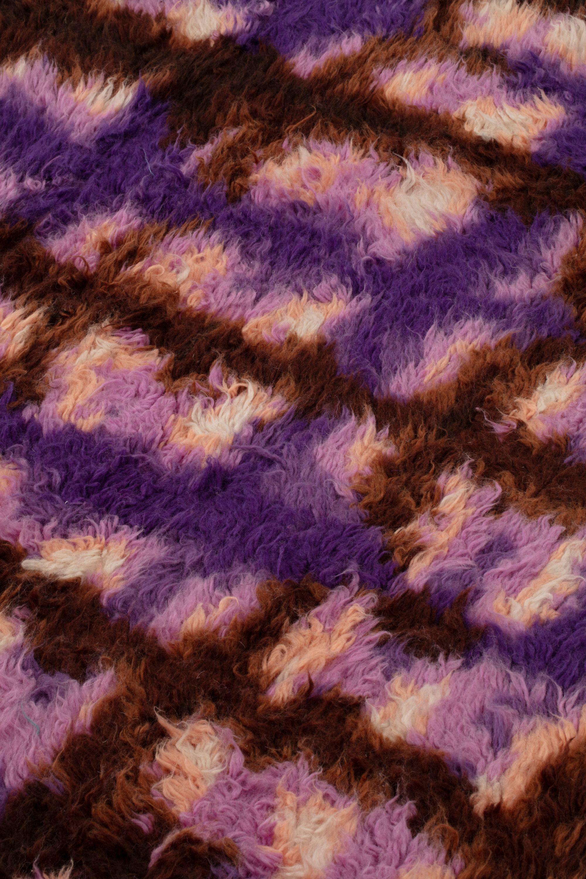 Nepalese cc-tapis GRANDMA PATTERN 1 handmade rug by Rop van Mierlo For Sale