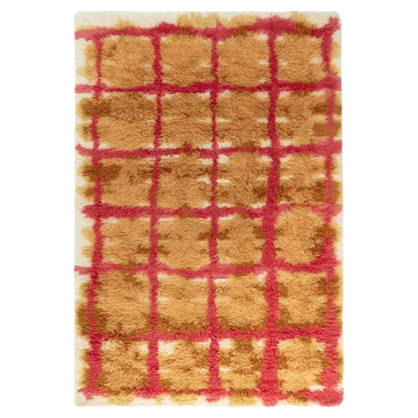 cc-tapis GRANDMA PATTERN 3 handmade rug by Rop van Mierlo For Sale