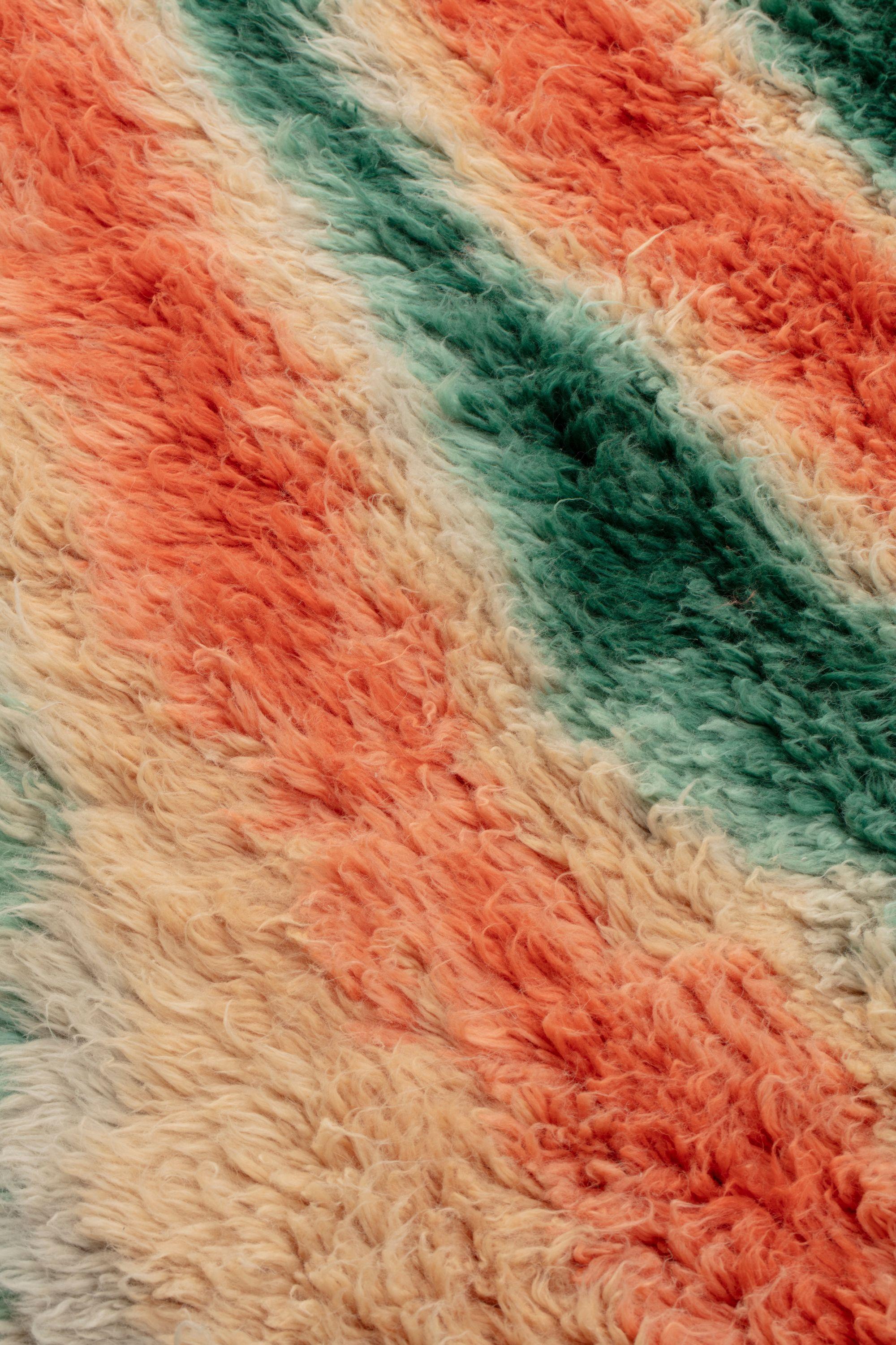 Contemporary cc-tapis GRANDMA PATTERN 5 handmade rug by Rop van Mierlo For Sale