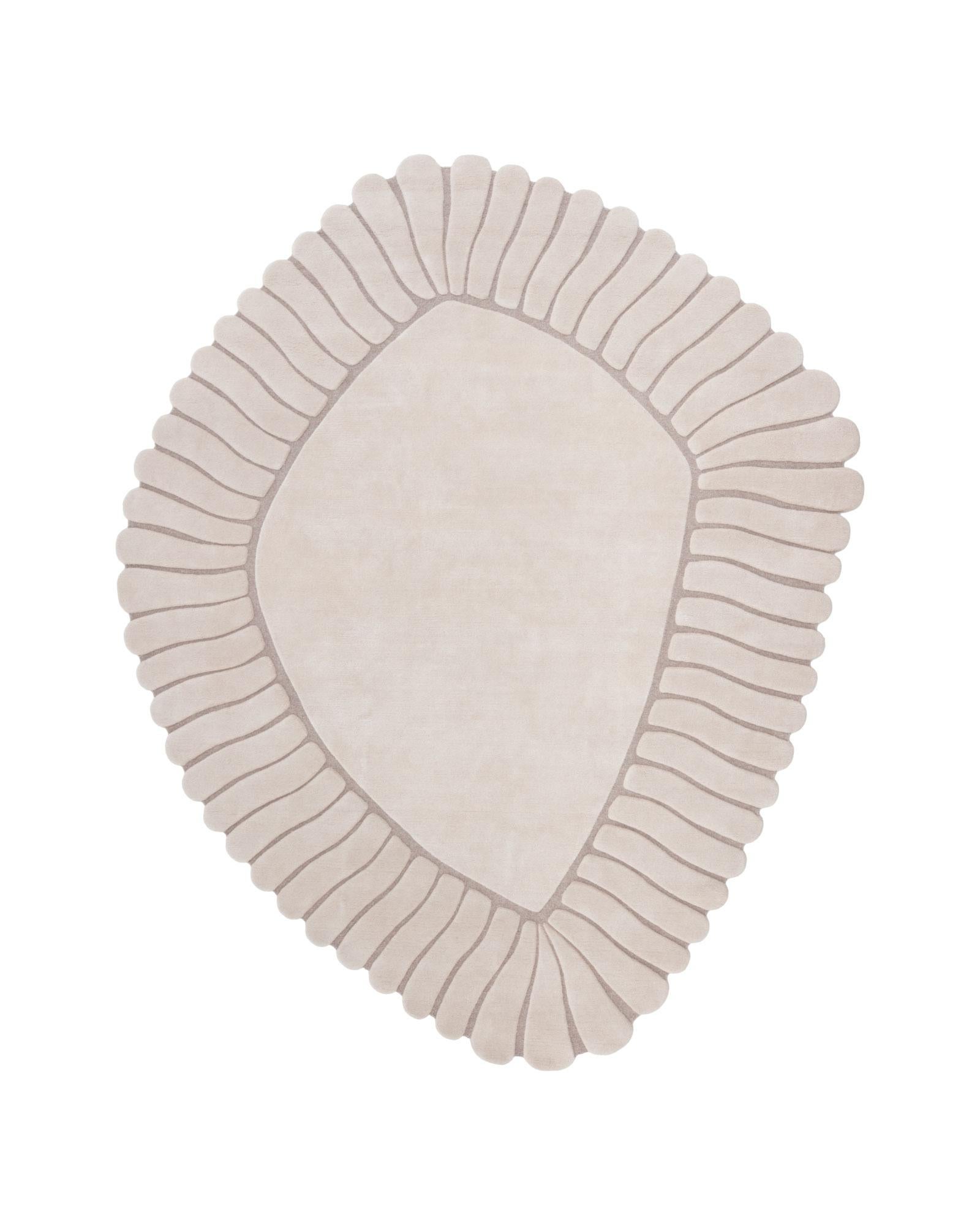 cc-tapis M'AMA NON M'AMA Large tappeto fatto a mano in Frost / Blue di Patricia Urquiola In condizioni Nuovo in vendita a Brooklyn, NY