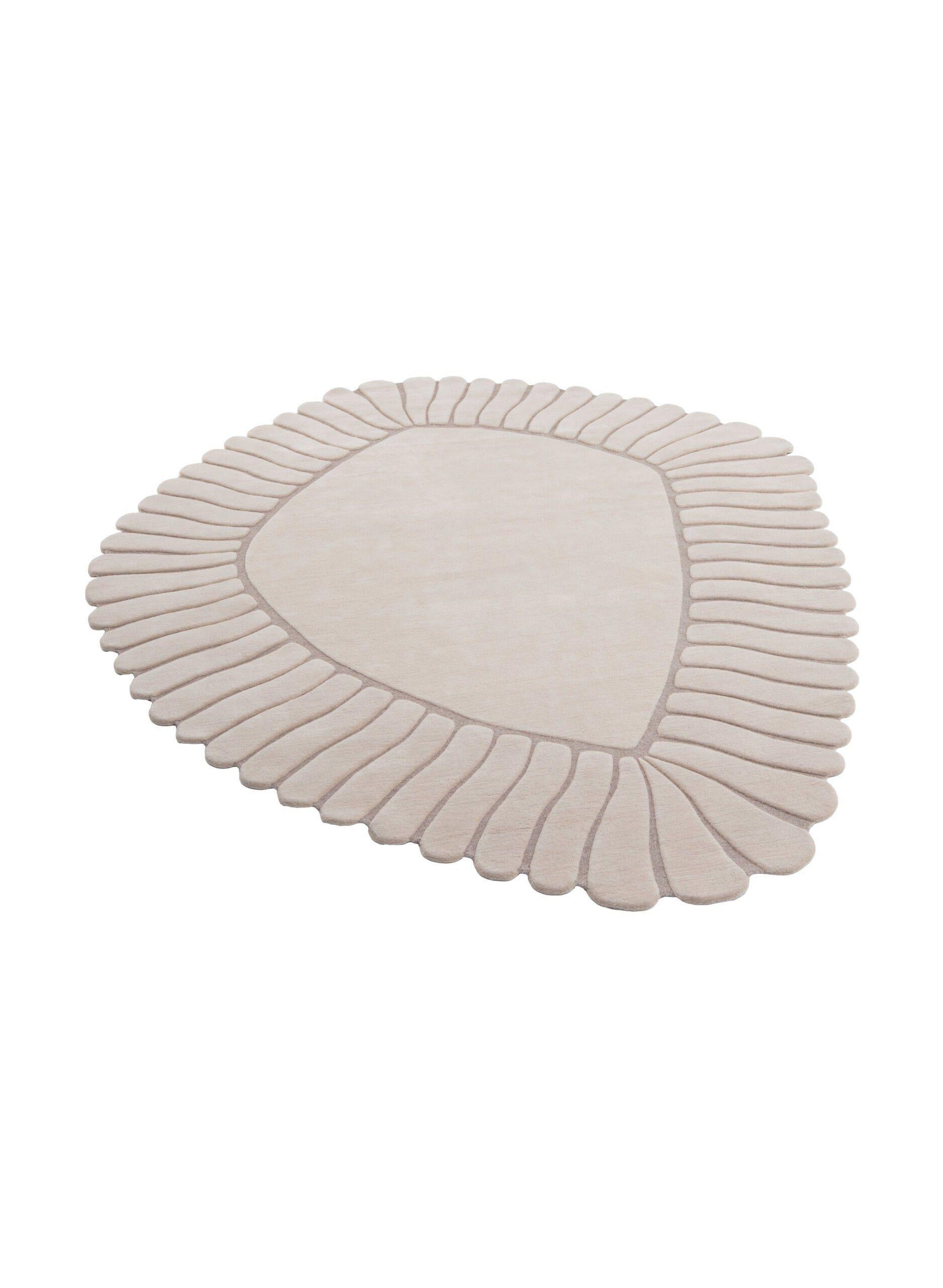 cc-tapis M'AMA NON M'AMA Grand tapis fait main en Undyed par Patricia Urquiola Neuf - En vente à Brooklyn, NY