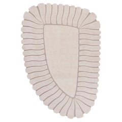 cc-tapis M'AMA NON M'AMA Medium, tappeto fatto a mano in Undyed di Patricia Urquiola