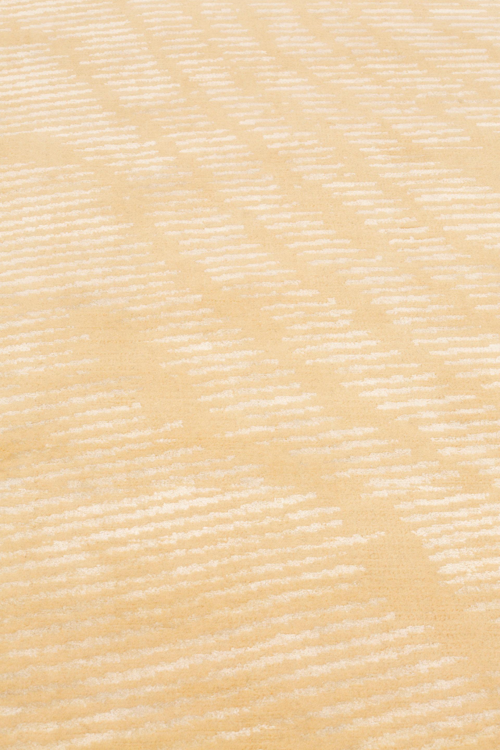 cc-tapis Moire' Collection Quadratic Burgundy di Objects for Common Interests in vendita 3