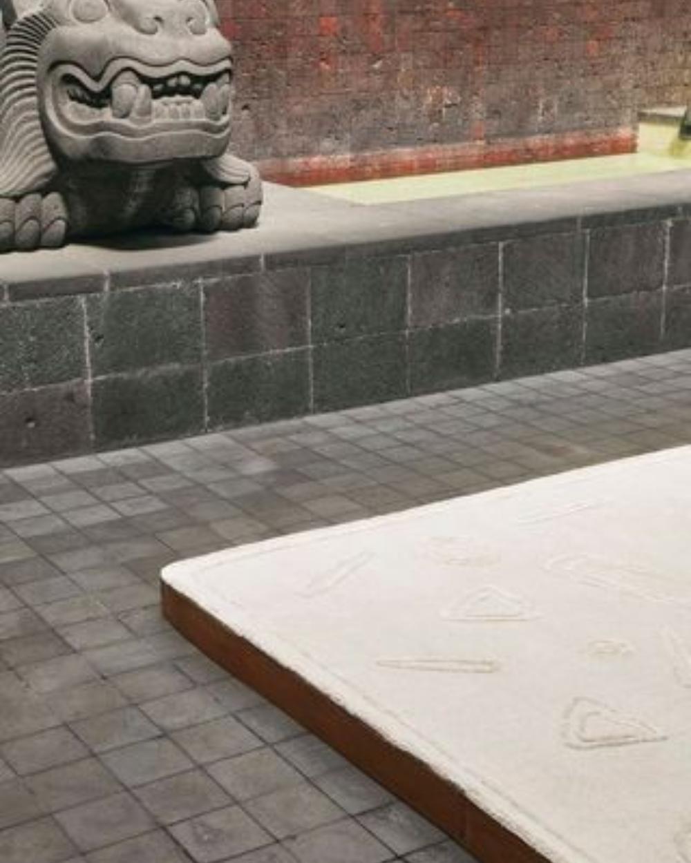 cc-tapis NAÏF GEOMETRIES tapis fait main en jaune par David/Nicolas en vente 4