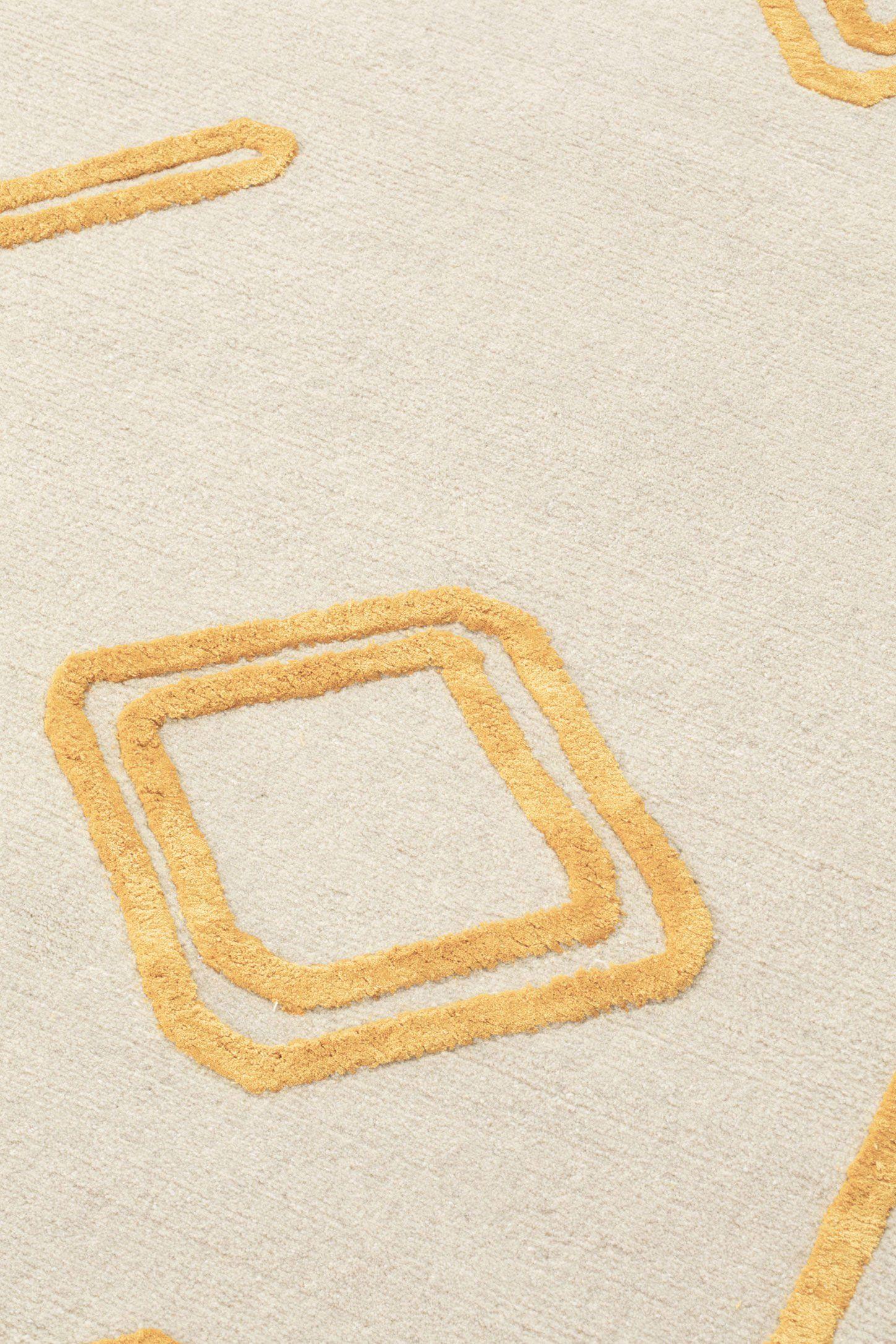 Noué à la main cc-tapis NAÏF GEOMETRIES tapis fait main en jaune par David/Nicolas en vente