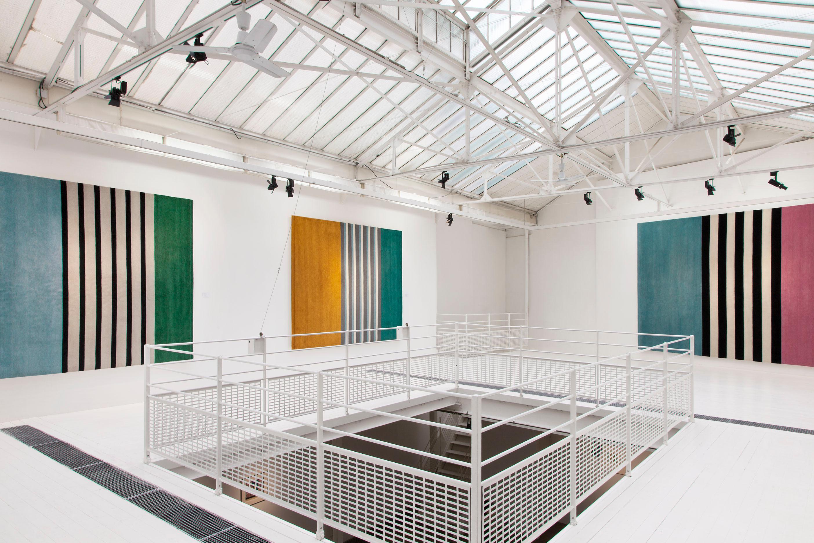 cc-tapis Noir Gris Les Arcs Collection di Charlotte Perriand In condizioni Nuovo in vendita a Brooklyn, NY