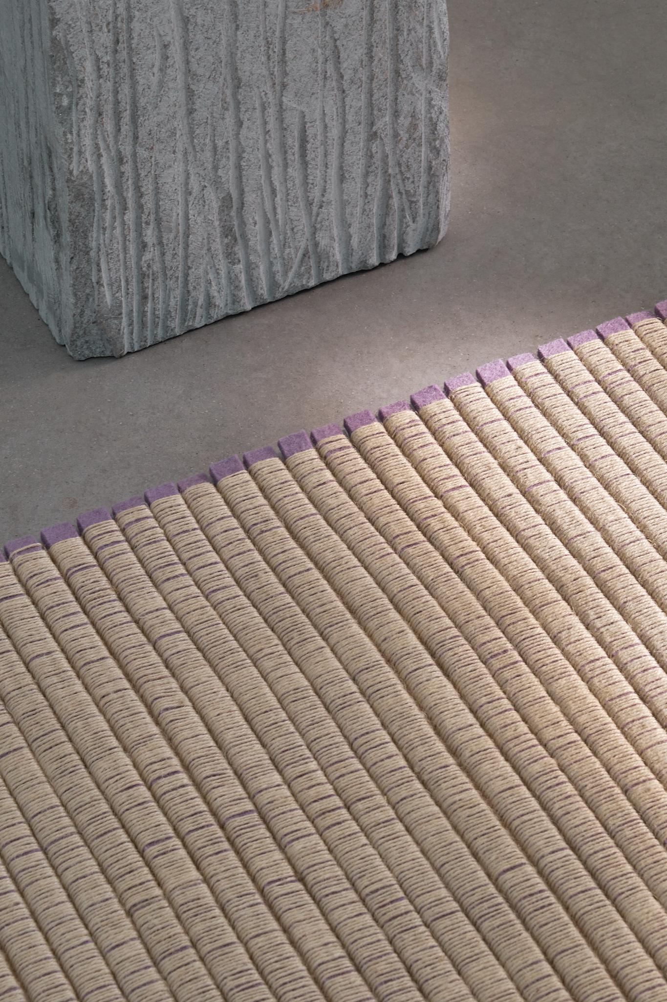 Indiano cc-tapis Tappeto OMOTE FUYU fatto a mano da Mae Engelgeer in vendita